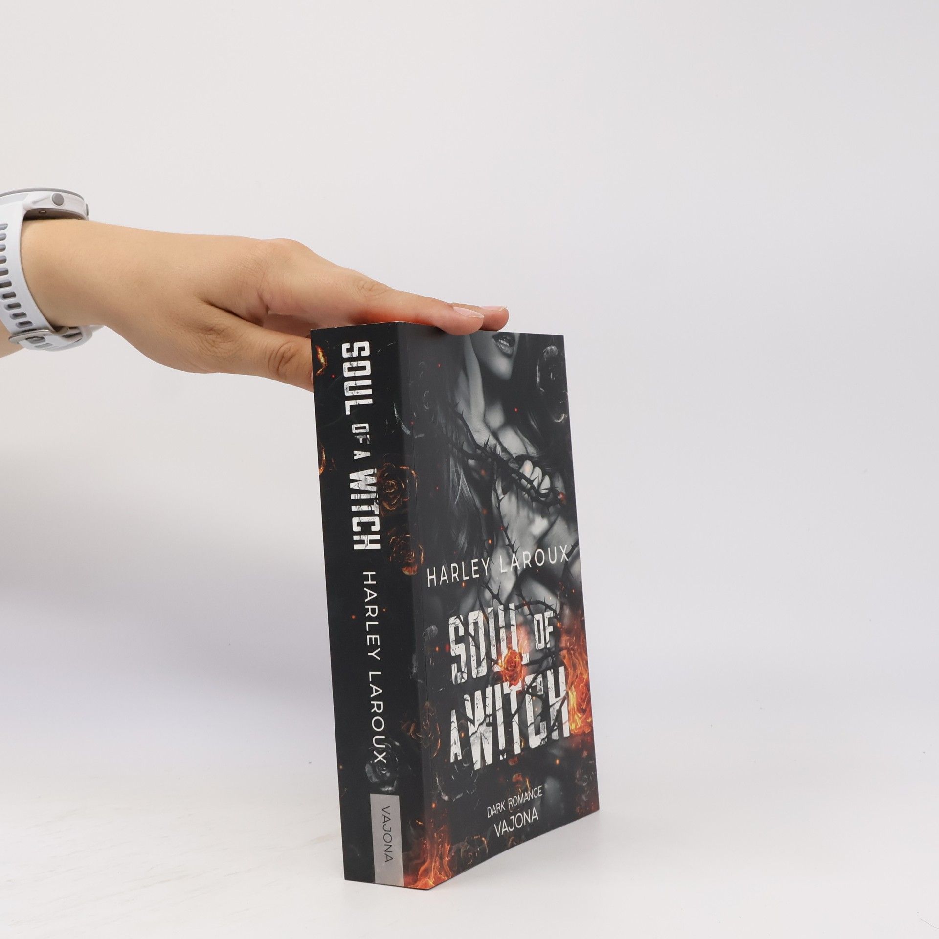 Harley Laroux Souls Trilogy - 3: Soul Of A Witch