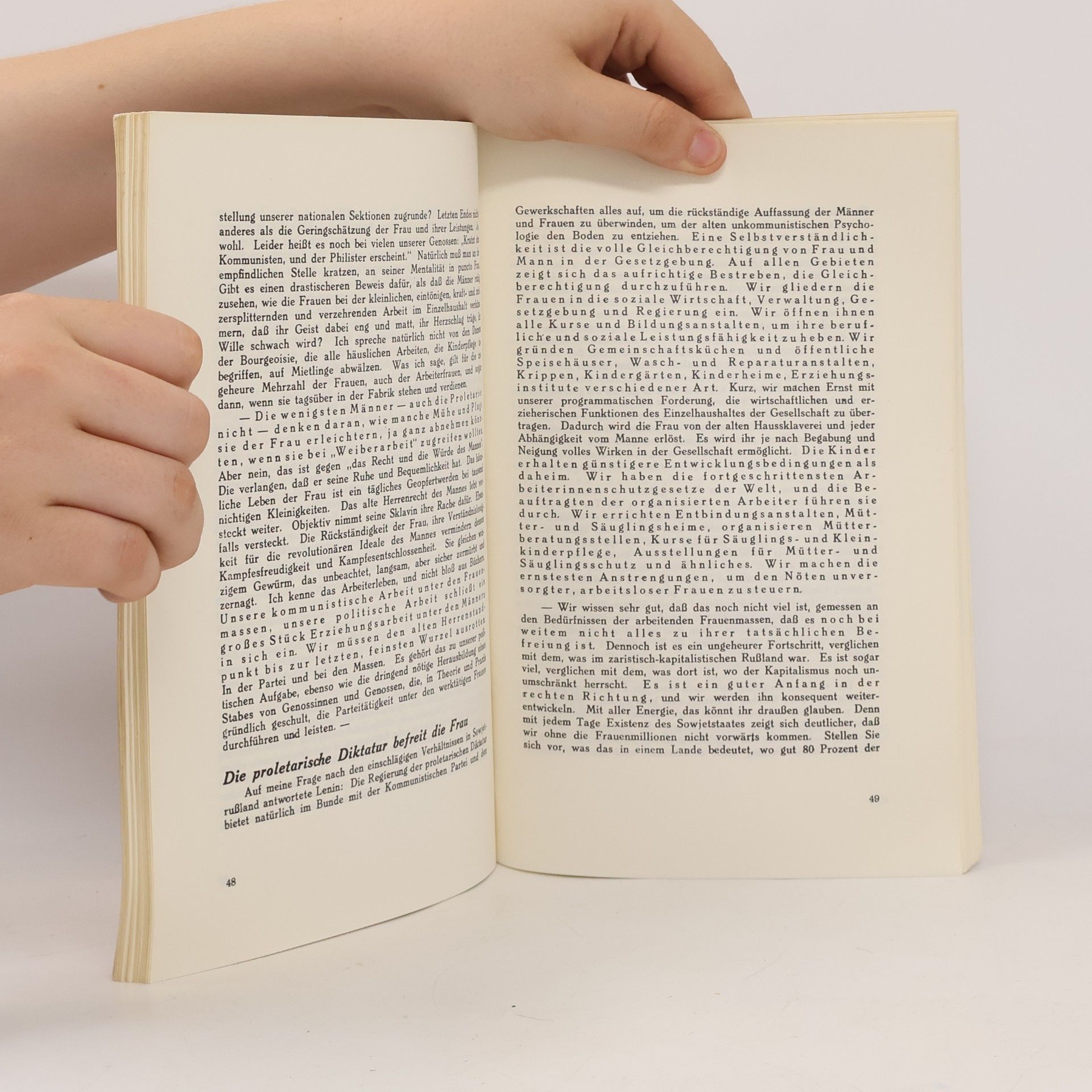 Clara Zetkin Schriften zur proletarischen Frauenbewegung