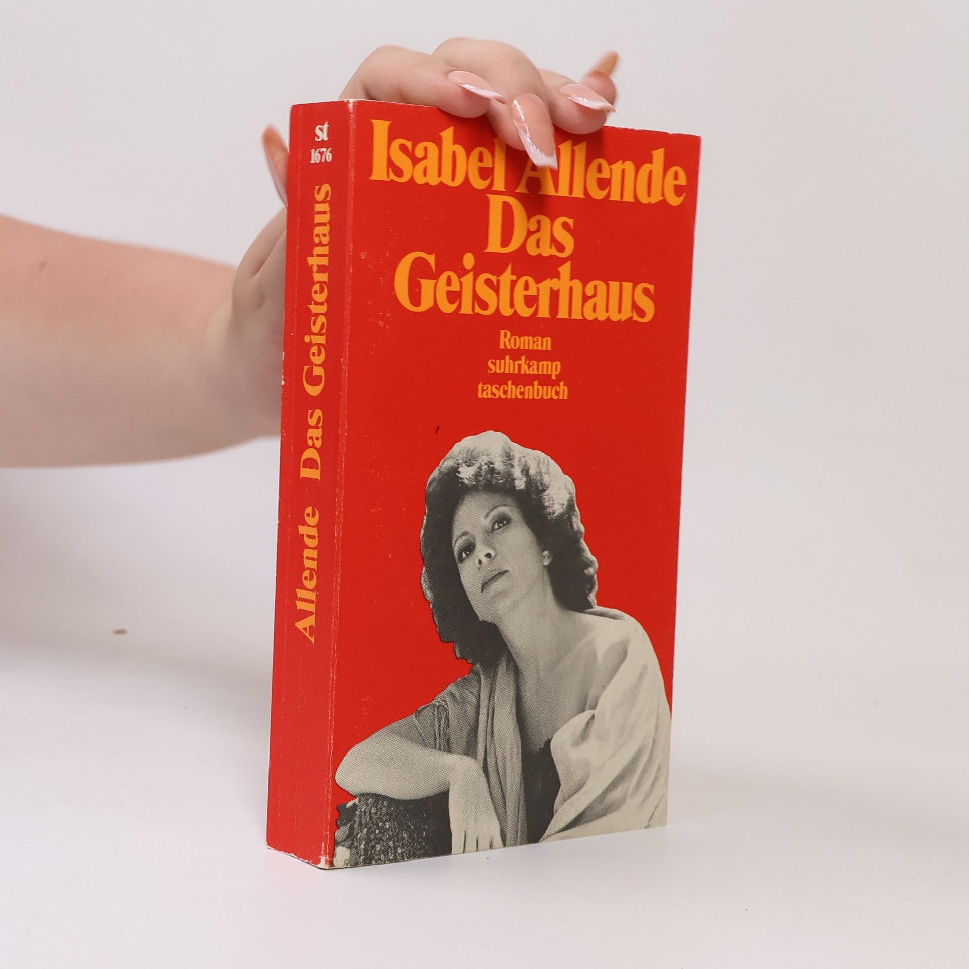 Isabel Allende Llona Das Geisterhaus : Roman