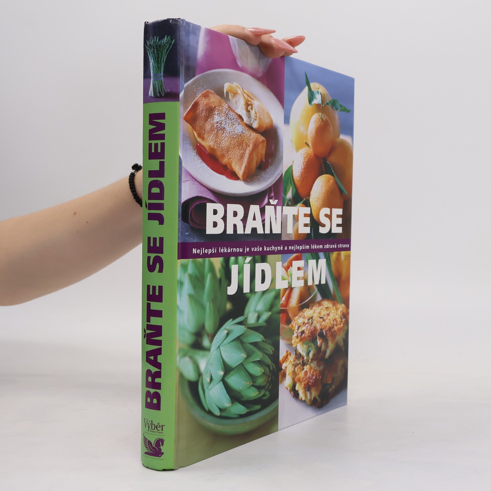 Autorenkollektiv Braňte se jídlem