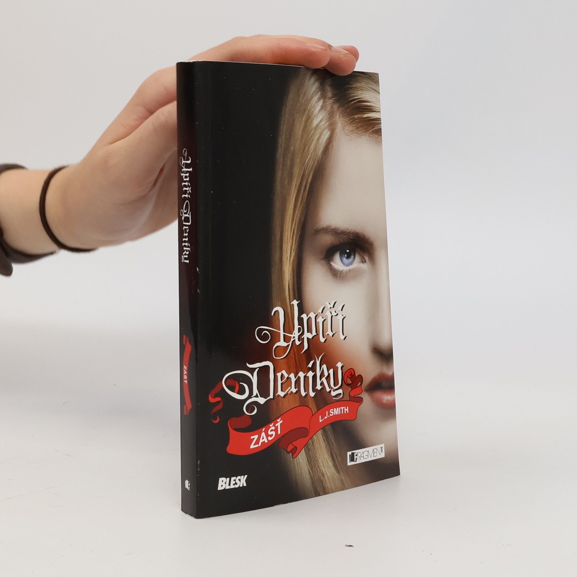 Lisa J. Smith Upíří deníky. Zášť.