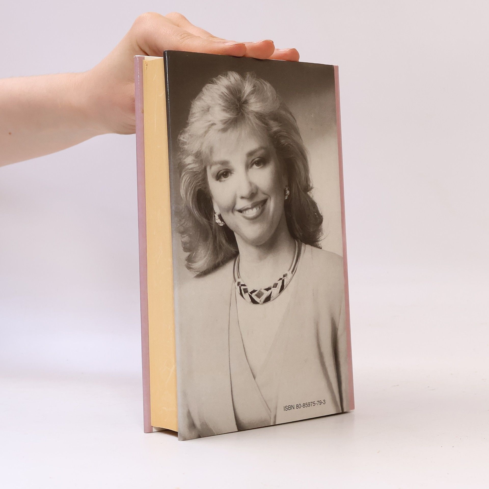 Nora Roberts Skryté poklady