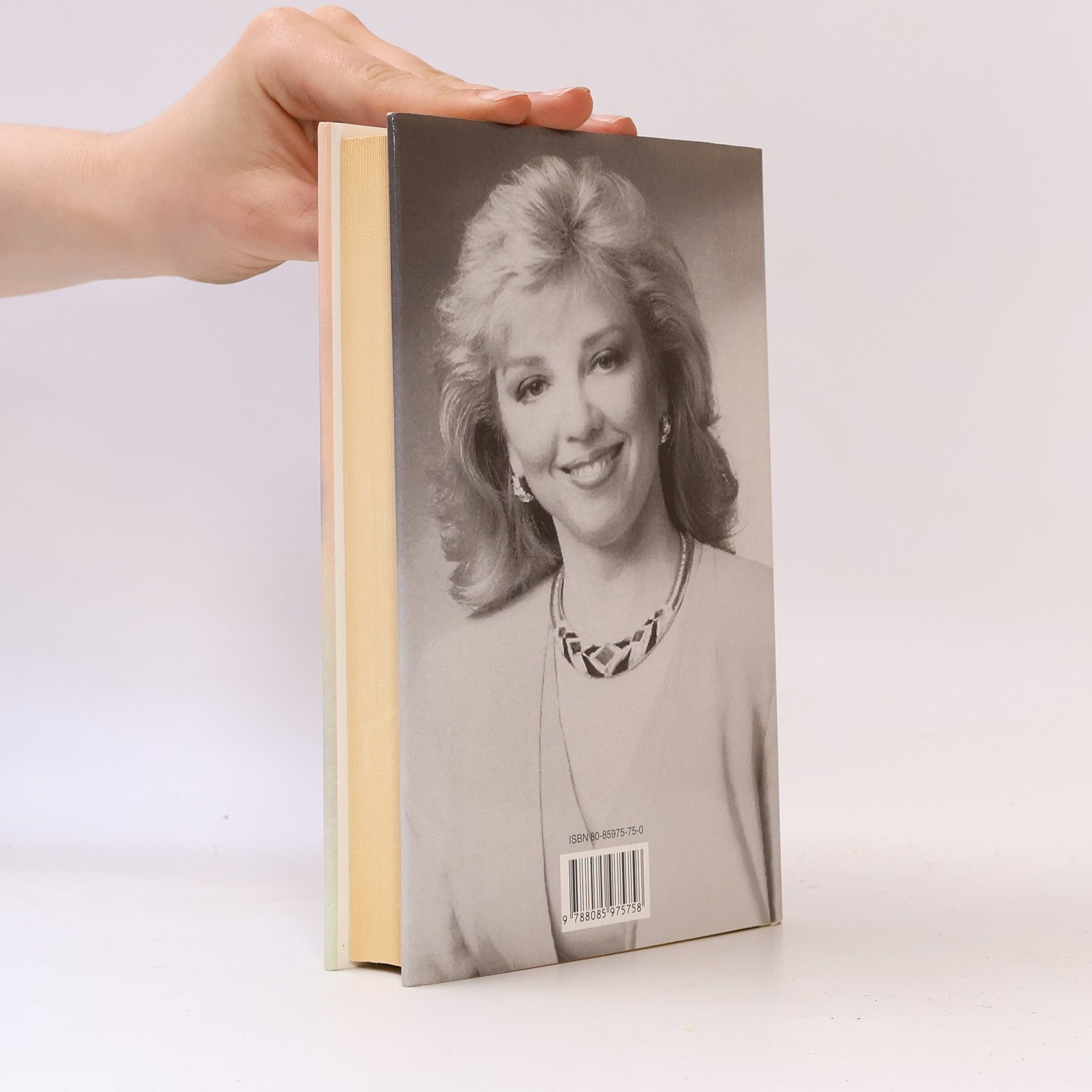 Nora Roberts Zrádná věrnost