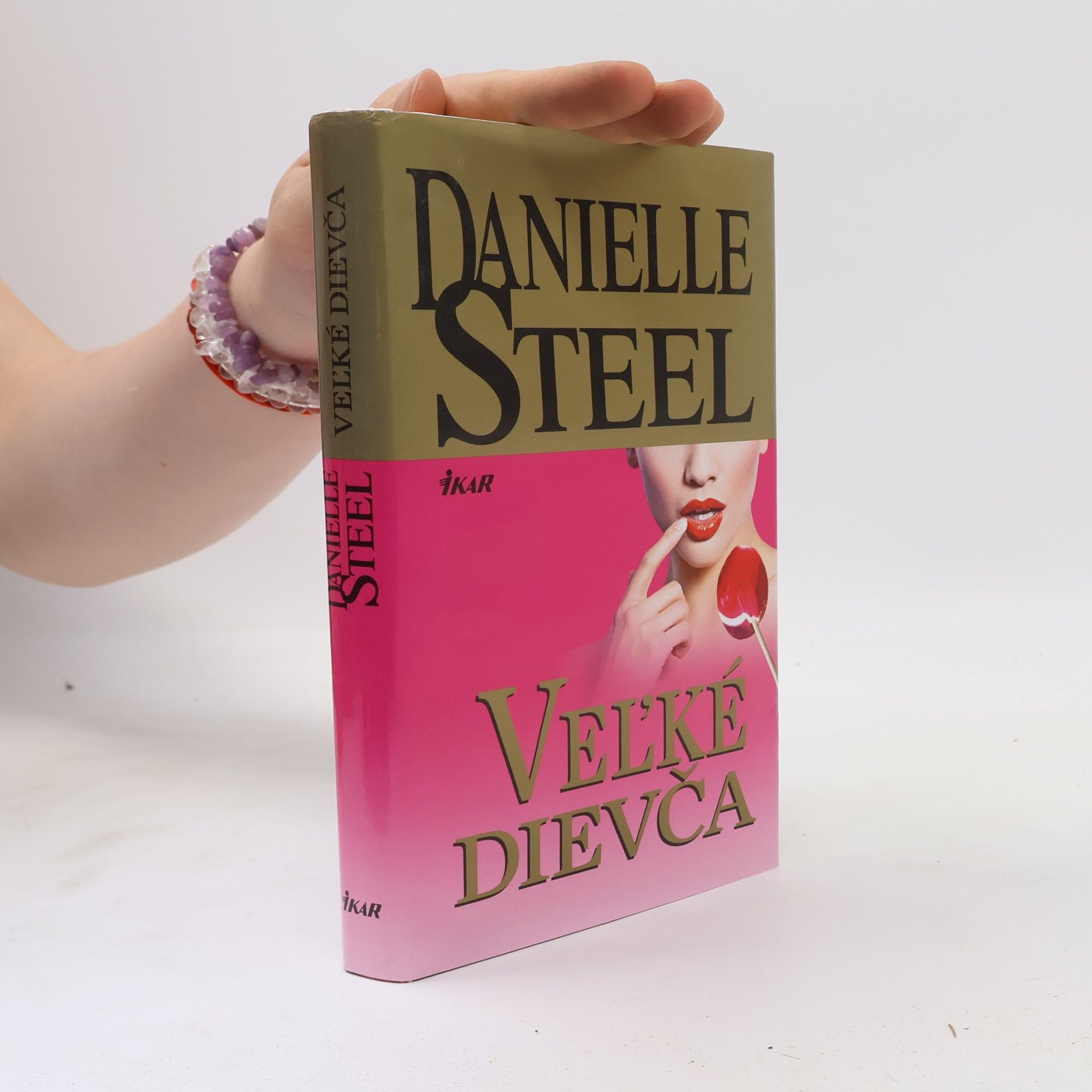 Danielle Steel Veľké dievča