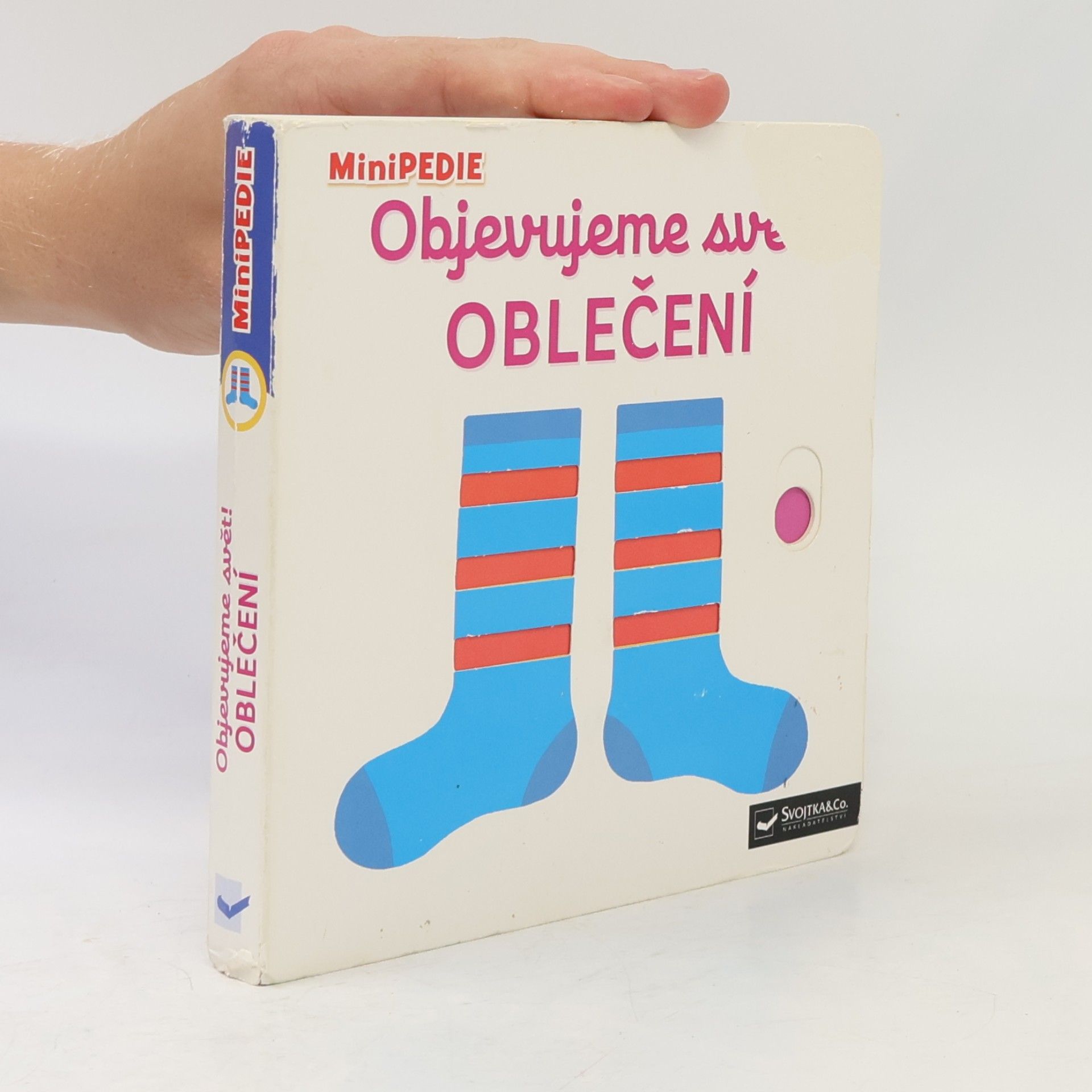 Nathalie Choux Objevujeme svět! Oblečení