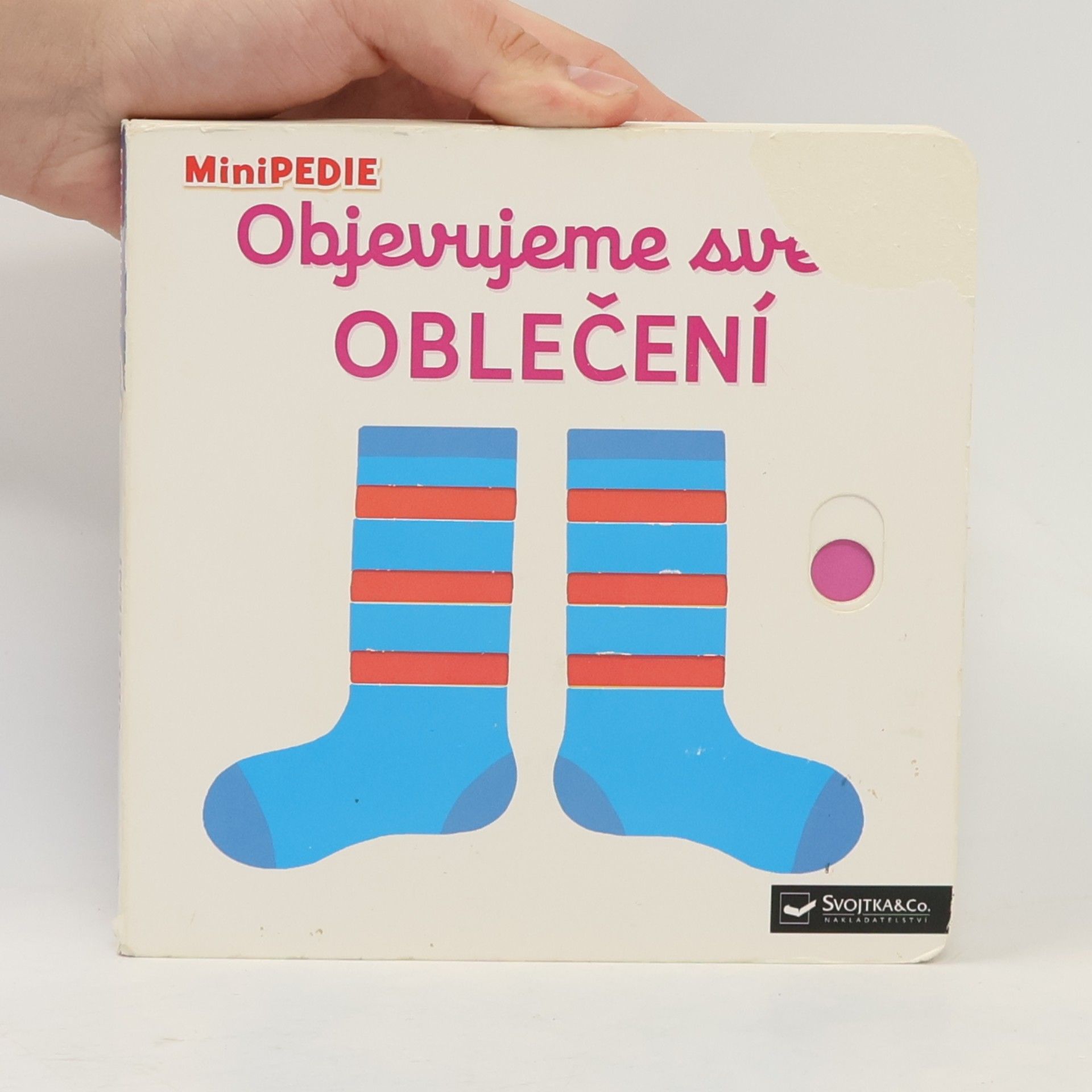 Nathalie Choux Objevujeme svět! Oblečení