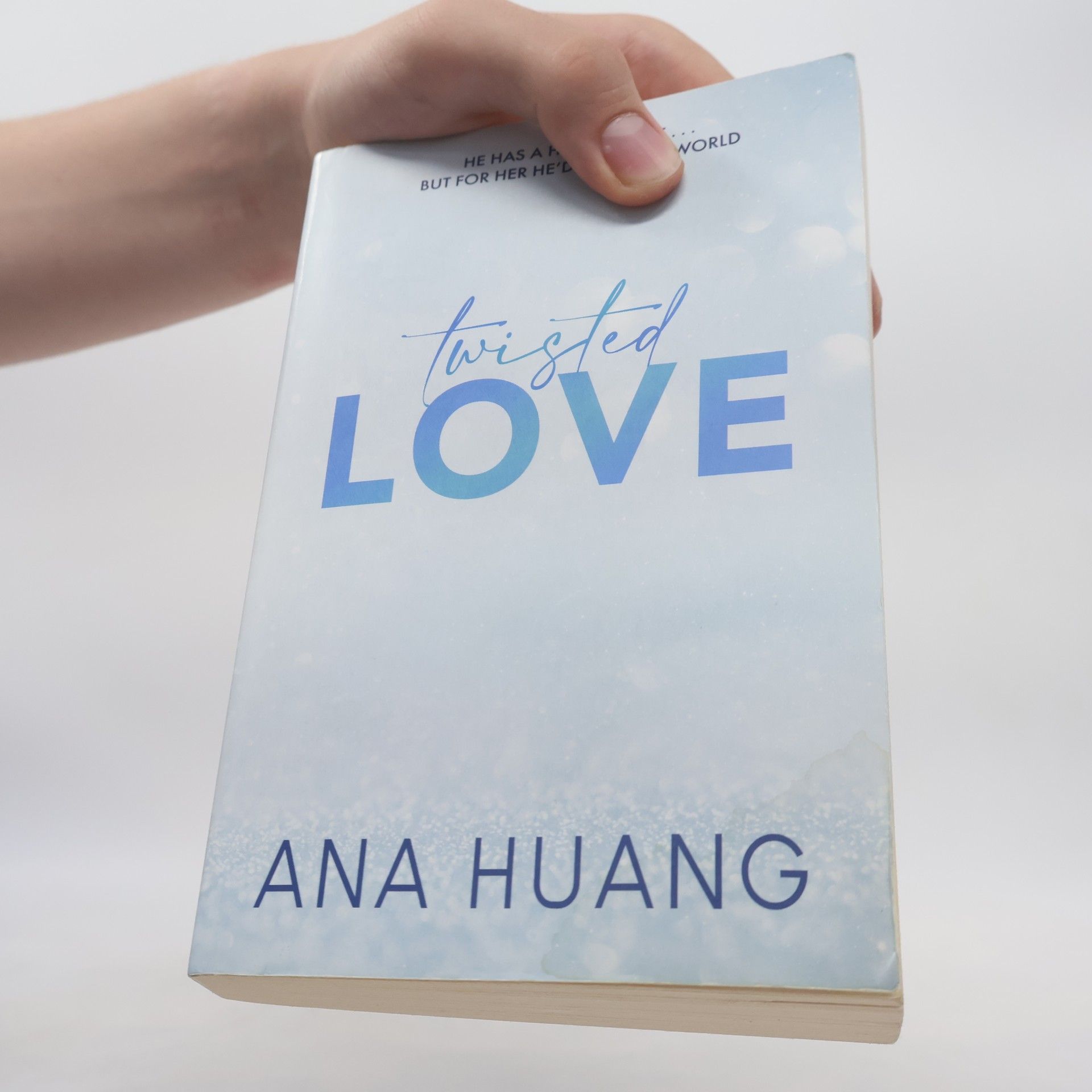 Ana Huang Twisted love. Twisted book one