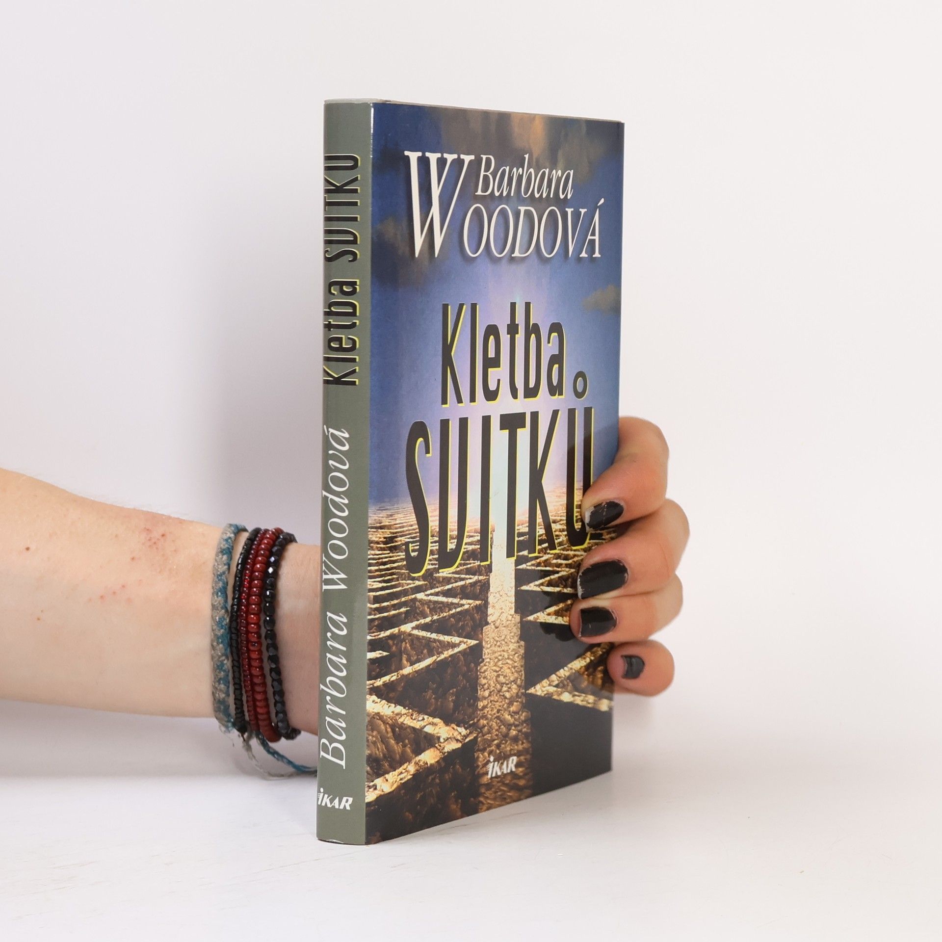 Barbara Wood Kletba svitků