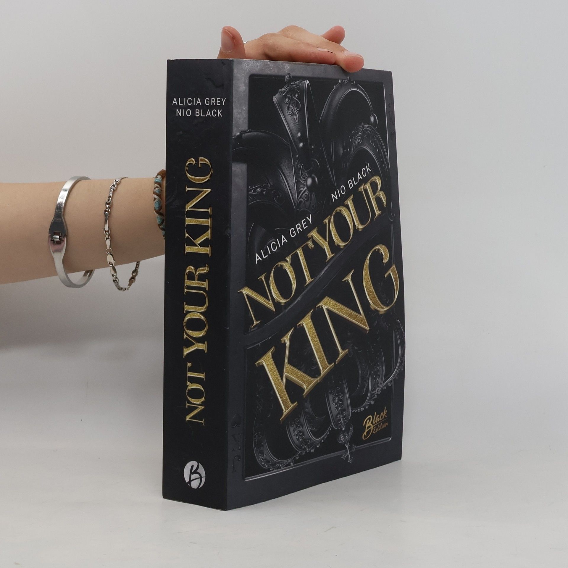Nio Black Not Your King