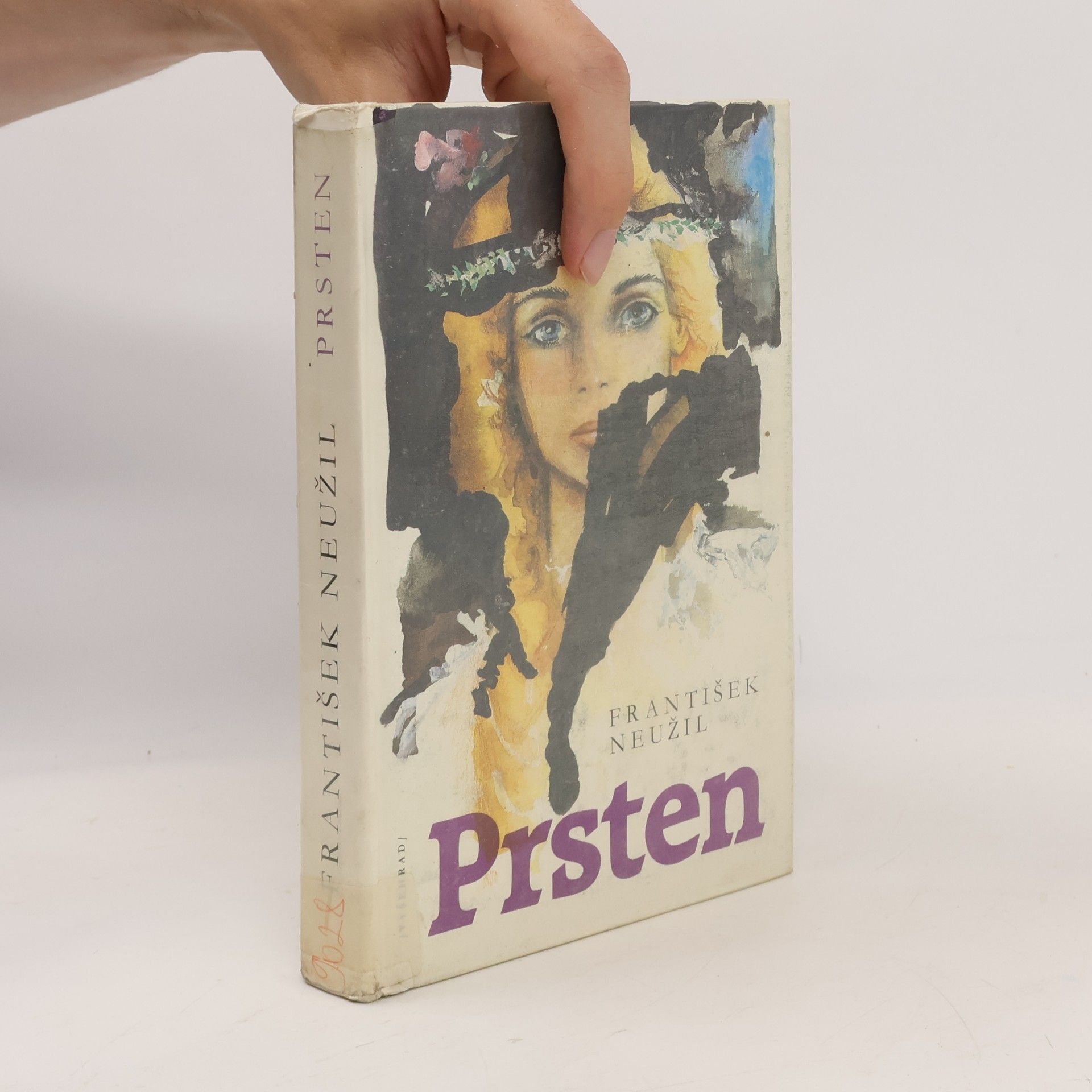 František Neužil Prsten