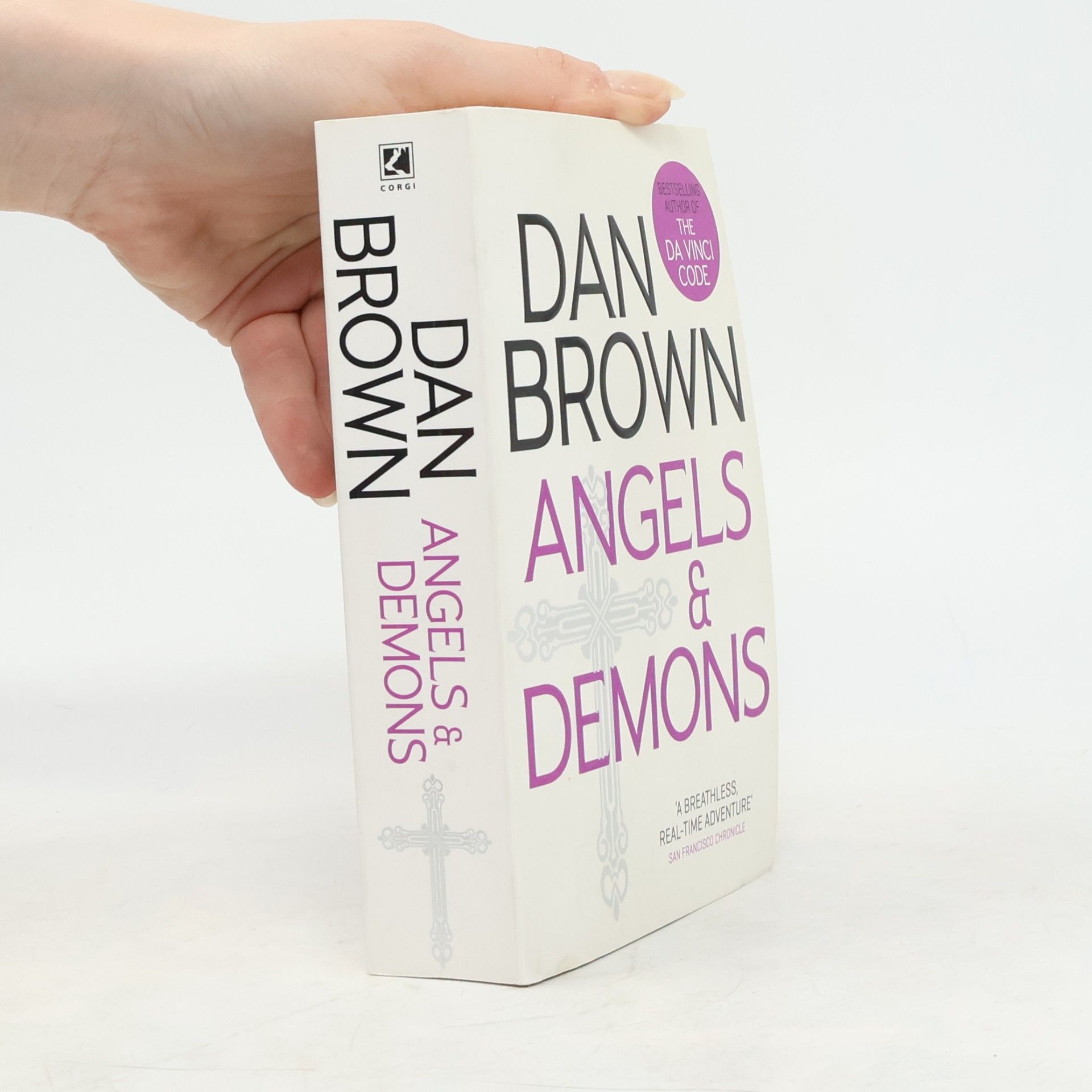 Dan Brown Angels & Demons