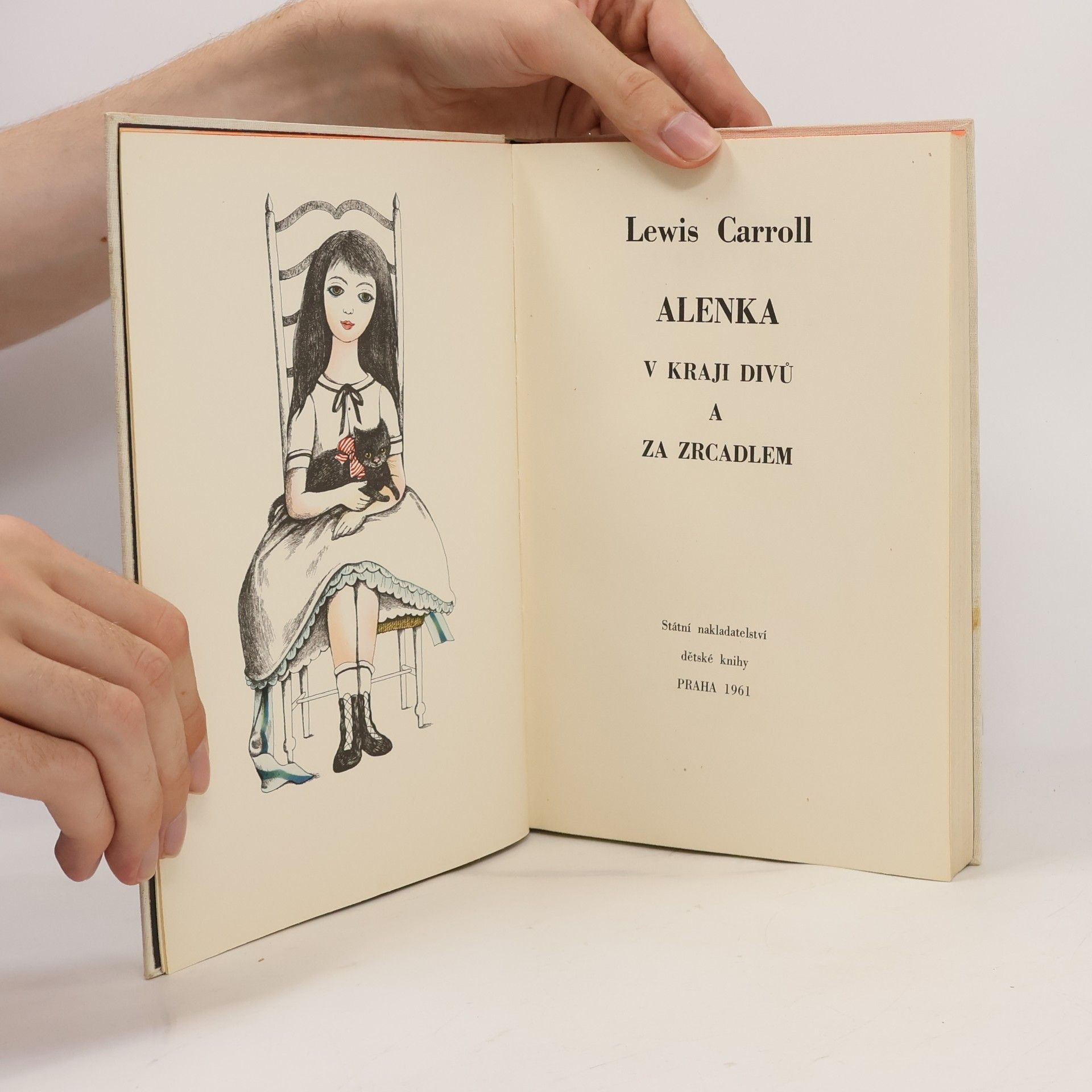 Lewis Carroll Alenka v kraji divů a za zrcadlem