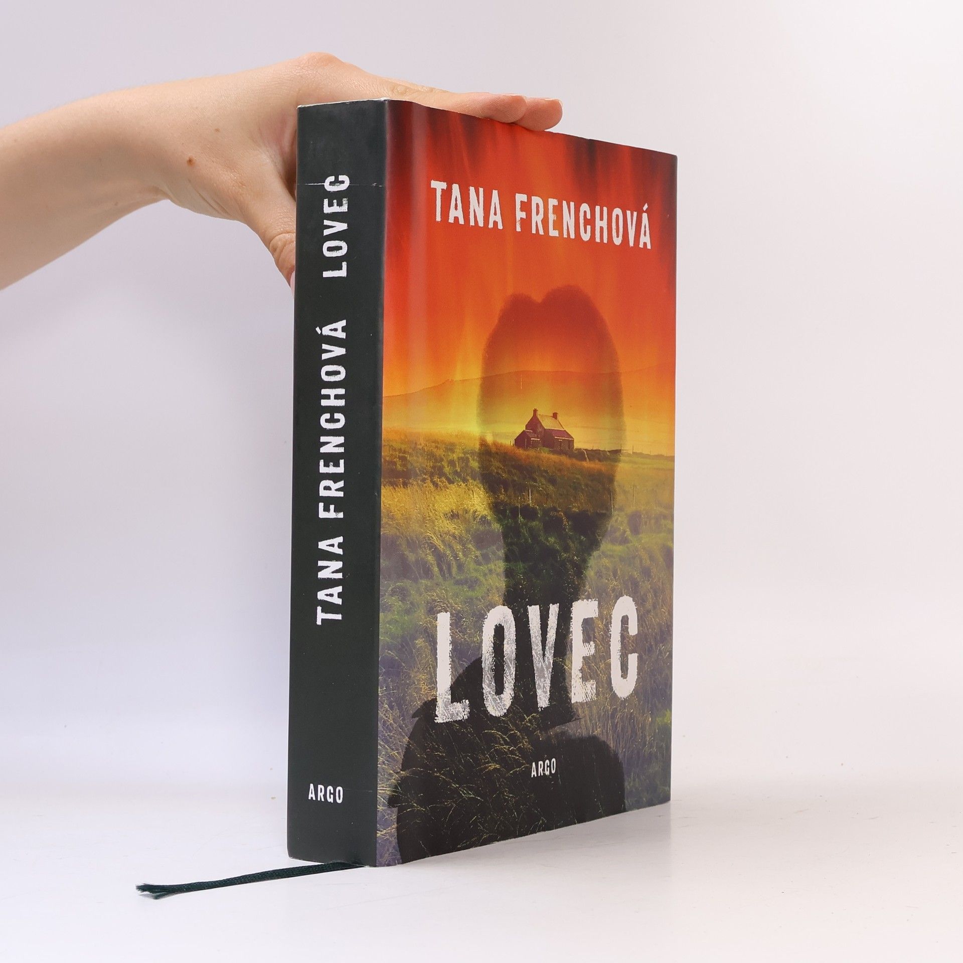 Tana Frenchová Lovec