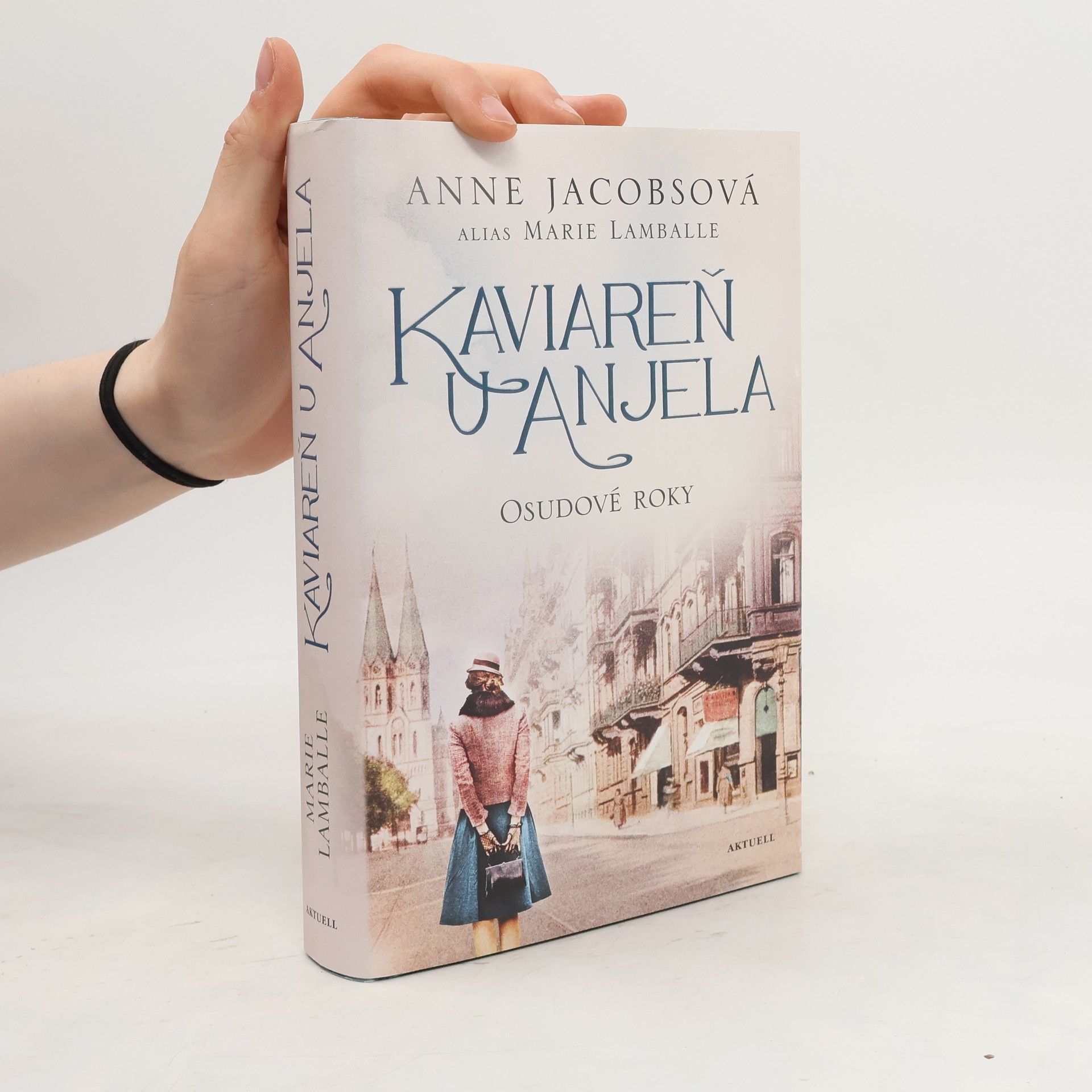 Anne Jacobs Kaviareň u anjela. Osudové kroky.
