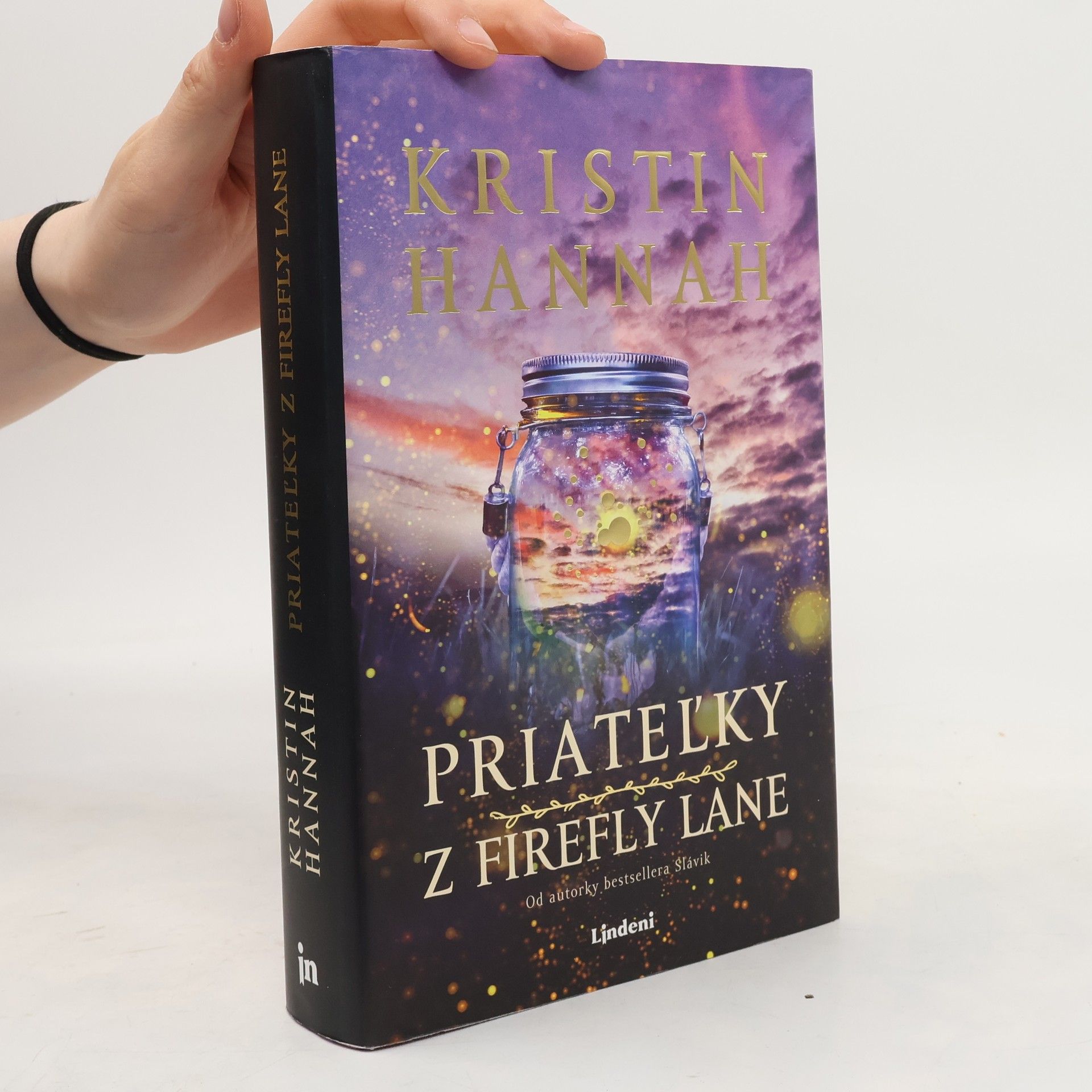 Kristin Hannah Priateľky z Firefly Lane