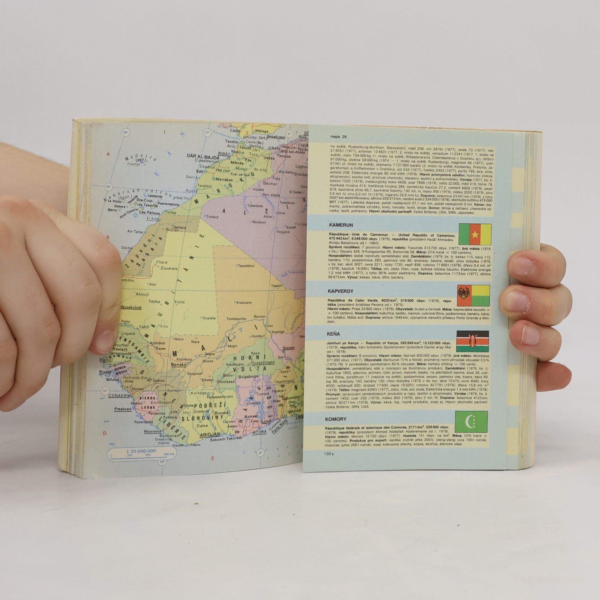 Autorenkollektiv Kapesní atlas světa