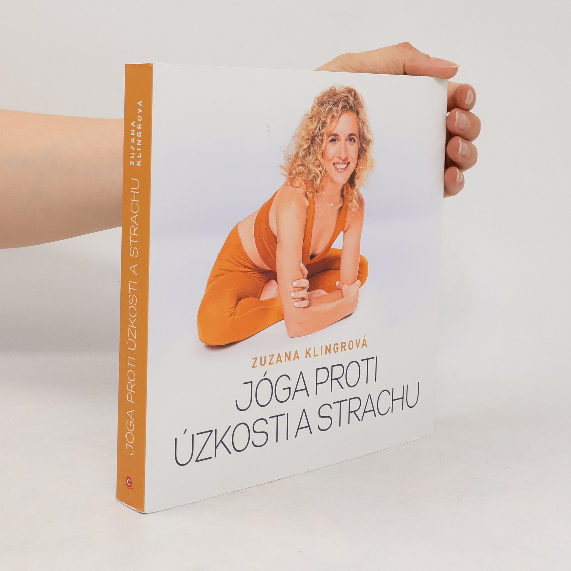 Zuzka Klingrová Jóga proti úzkosti a strachu