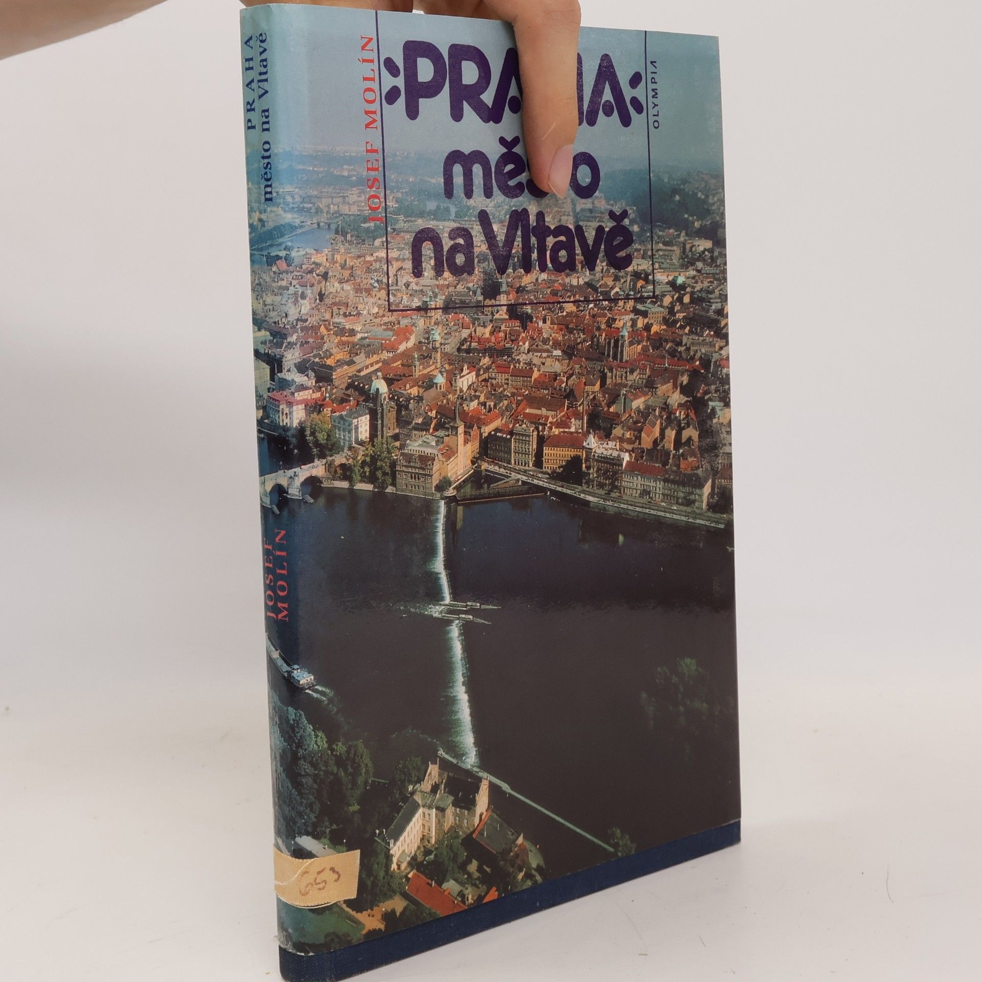 Josef Molín Praha. Město na Vltavě