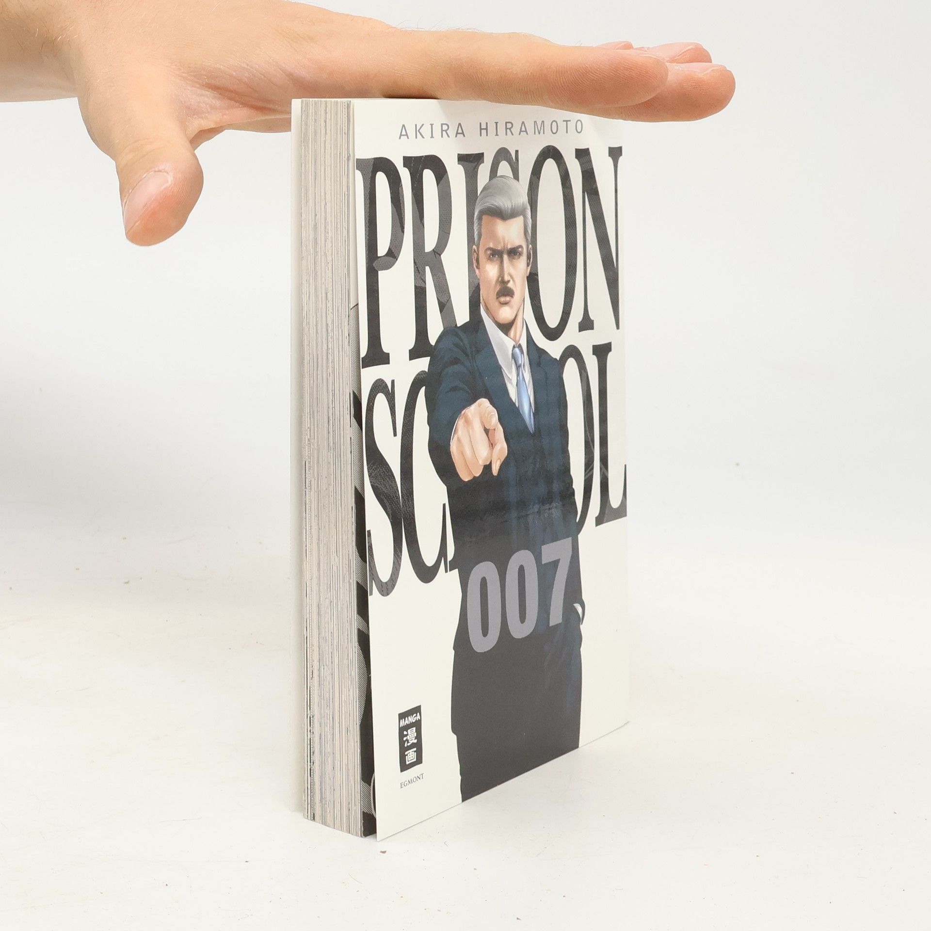 Akira Hiramoto Prison School. Bd.7