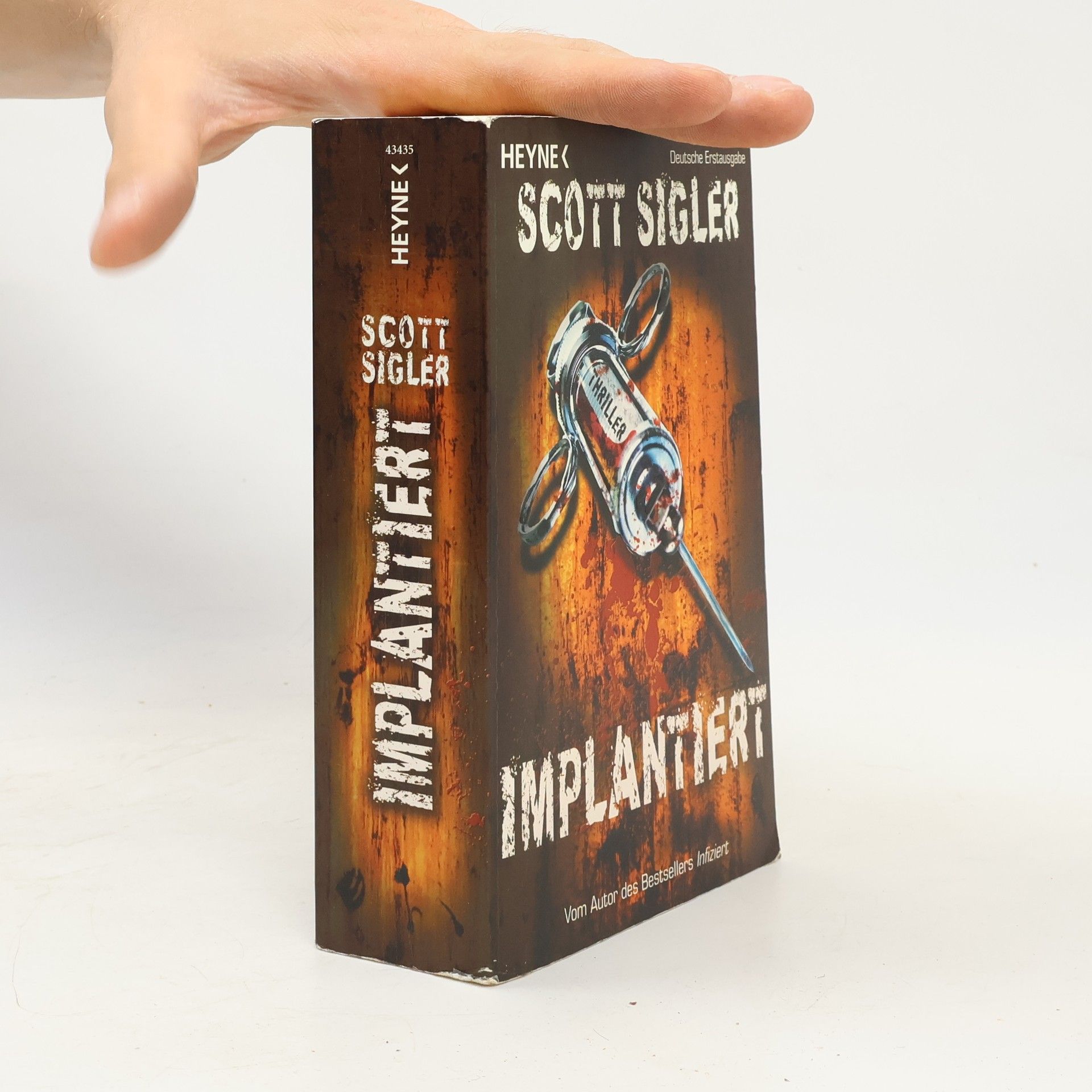 Scott Sigler Implantiert