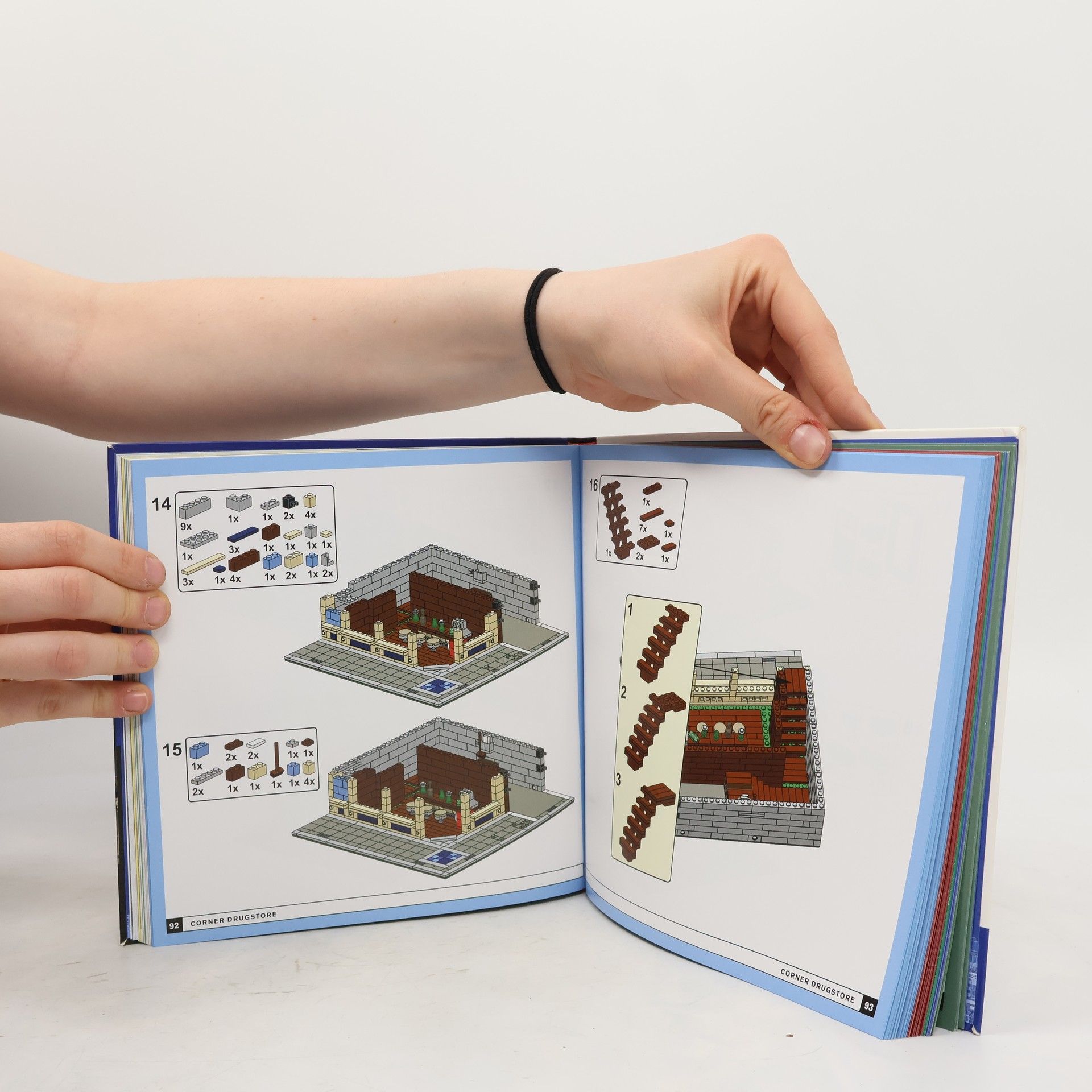 Brian Lyles The LEGO® Neighborhood Book