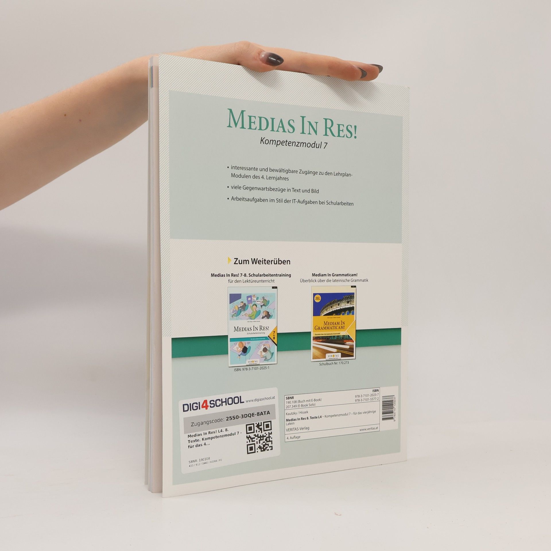Medias in res!