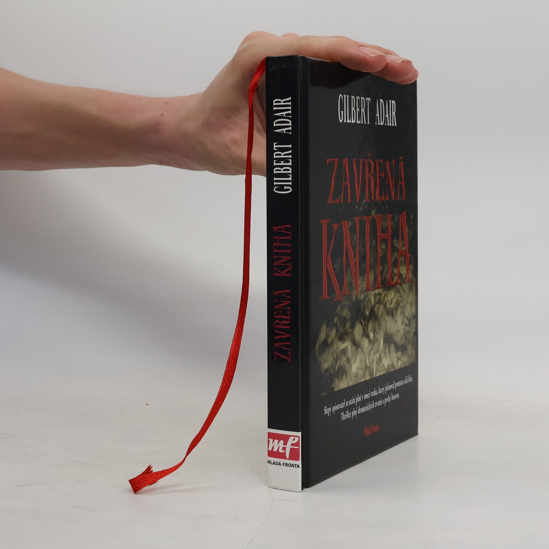 Gilbert Adair Zavřená kniha