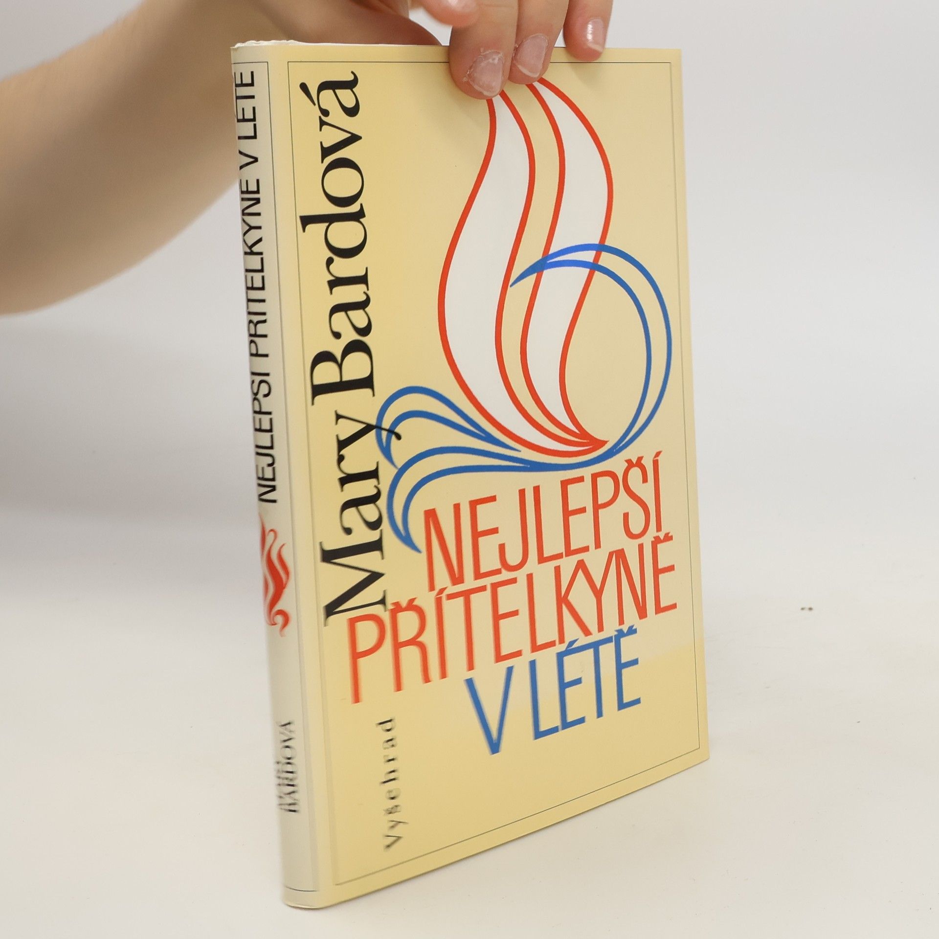 Mary Bard Nejlepší přítelkyně v létě