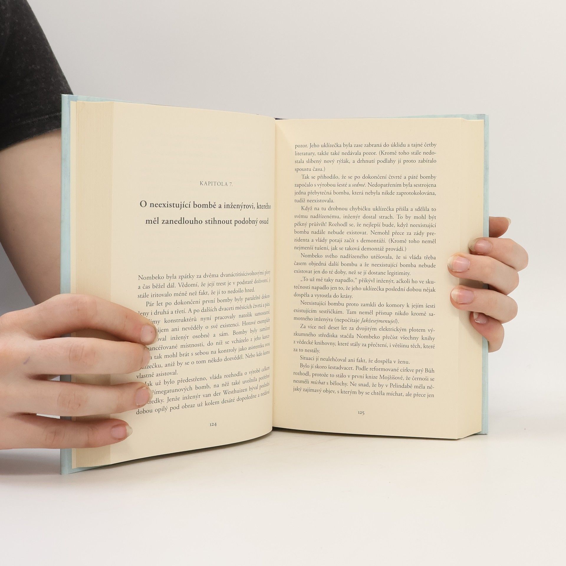 Jonas Jonasson Analfabetka, která uměla počítat
