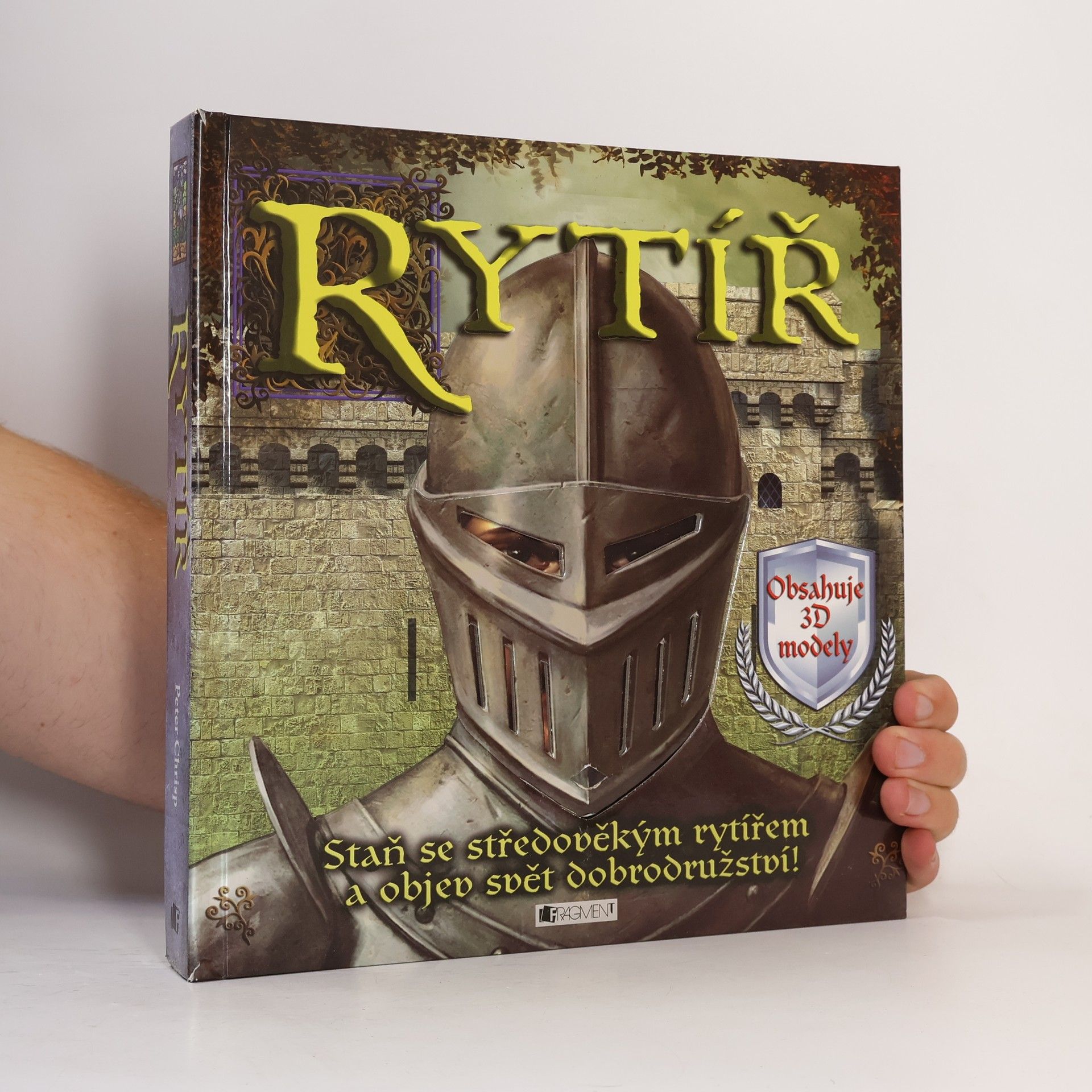 Peter Chrisp RYTÍŘ – Kniha s 3D modely