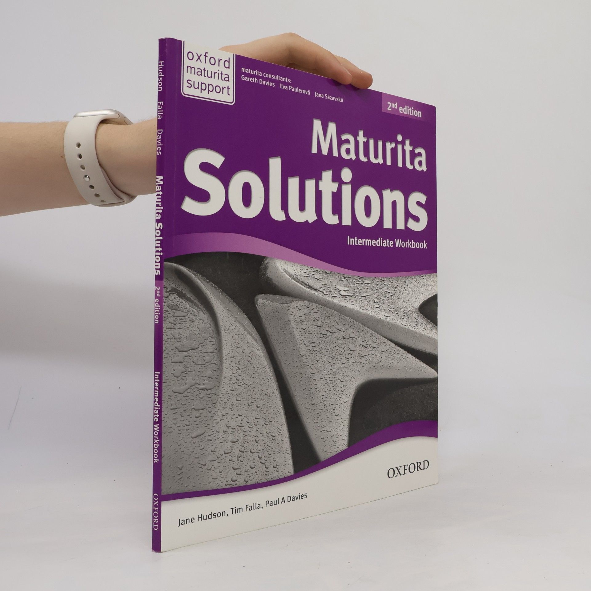 Gareth Davies Maturita Solutions. Intermediate. Workbook