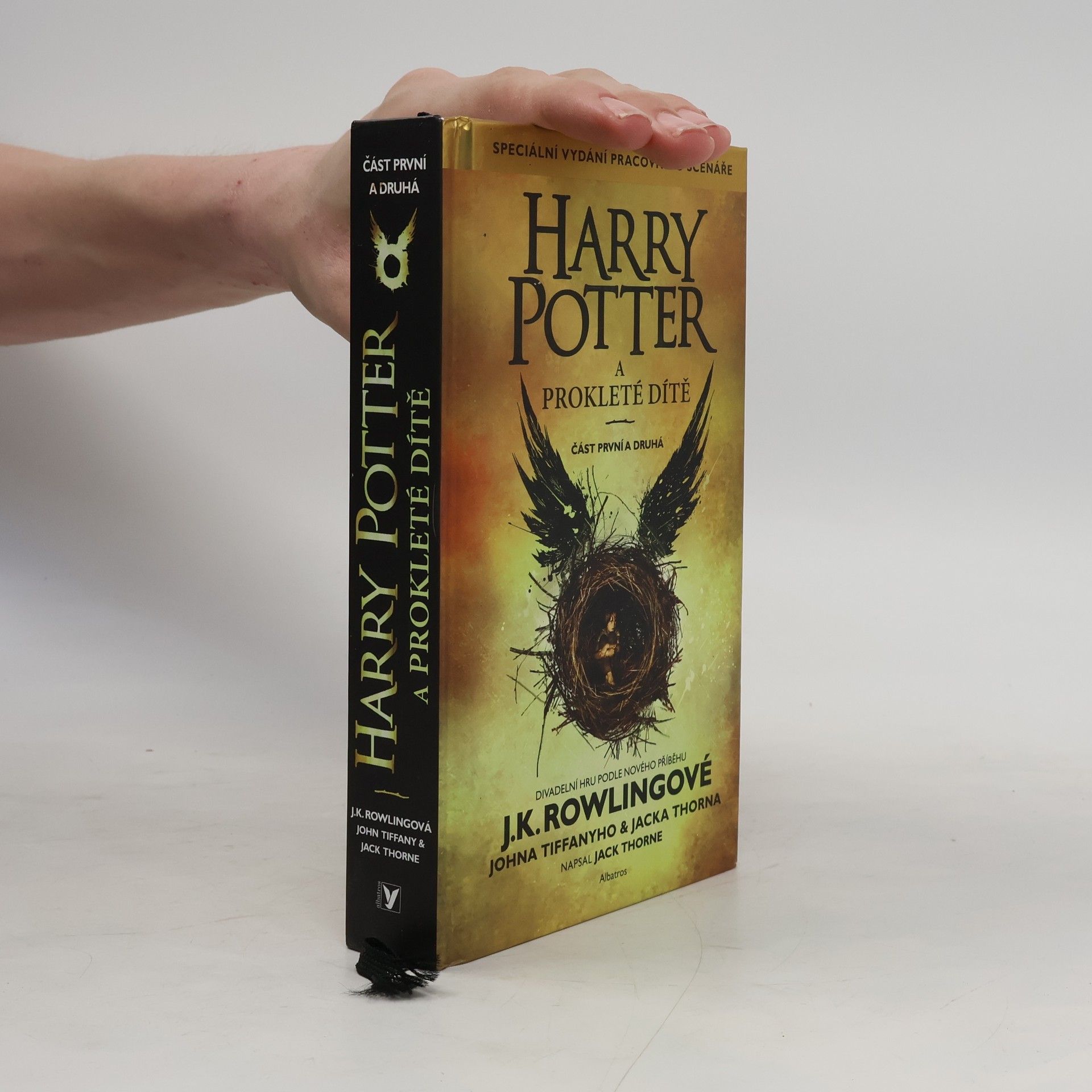 Joanne K. Rowlingová Harry Potter a prokleté dítě