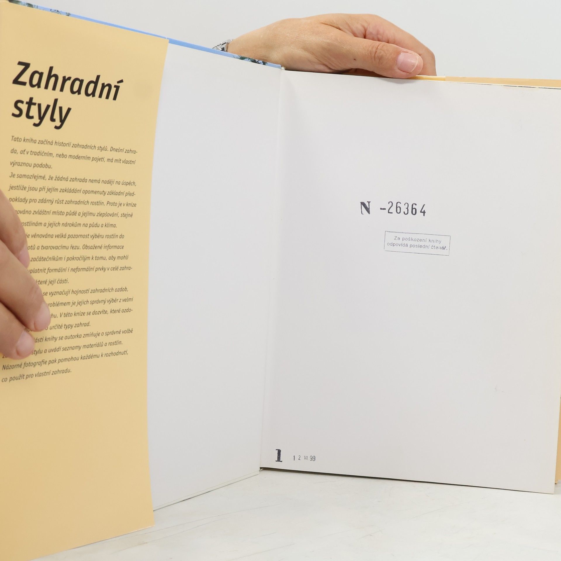 Fieke Hoogvelt Zahradní styly