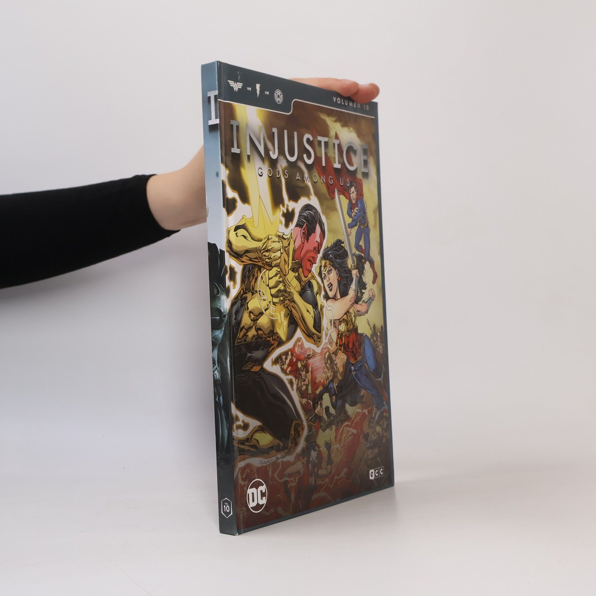 Injustice 10