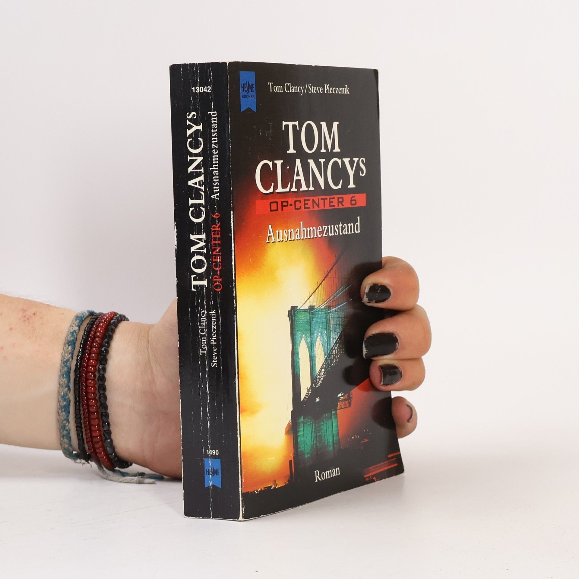 Tom Clancy Ausnahmezustand. Roman