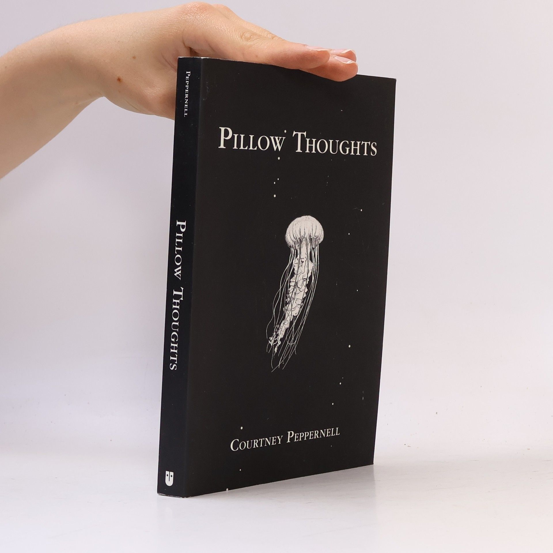 Courtney Peppernell Pillow thoughts