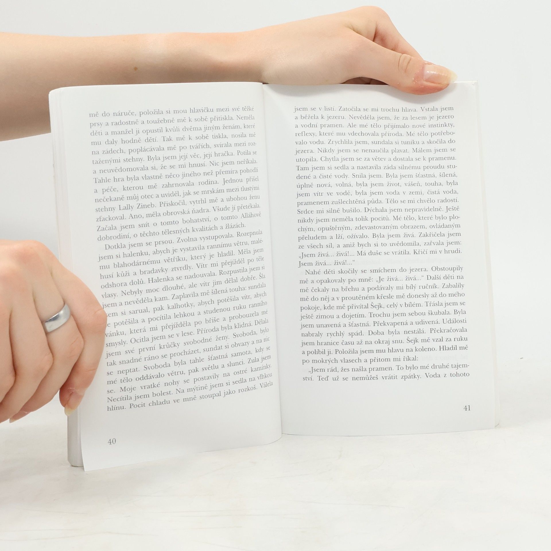 Tahar Ben Jelloun Posvátná noc