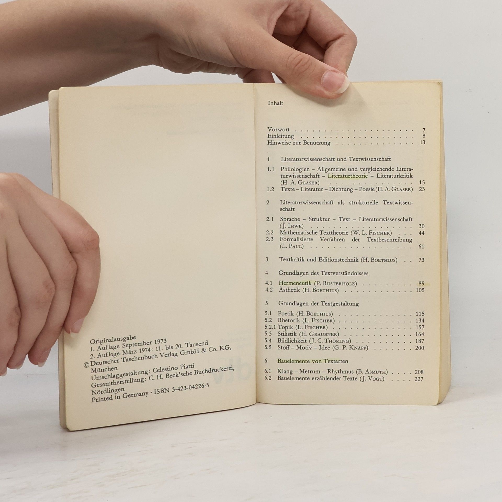 Volker Sinemus Grundzüge der Literatur- und Sprachwissenschaft. Band 1, Literaturwissenschaft