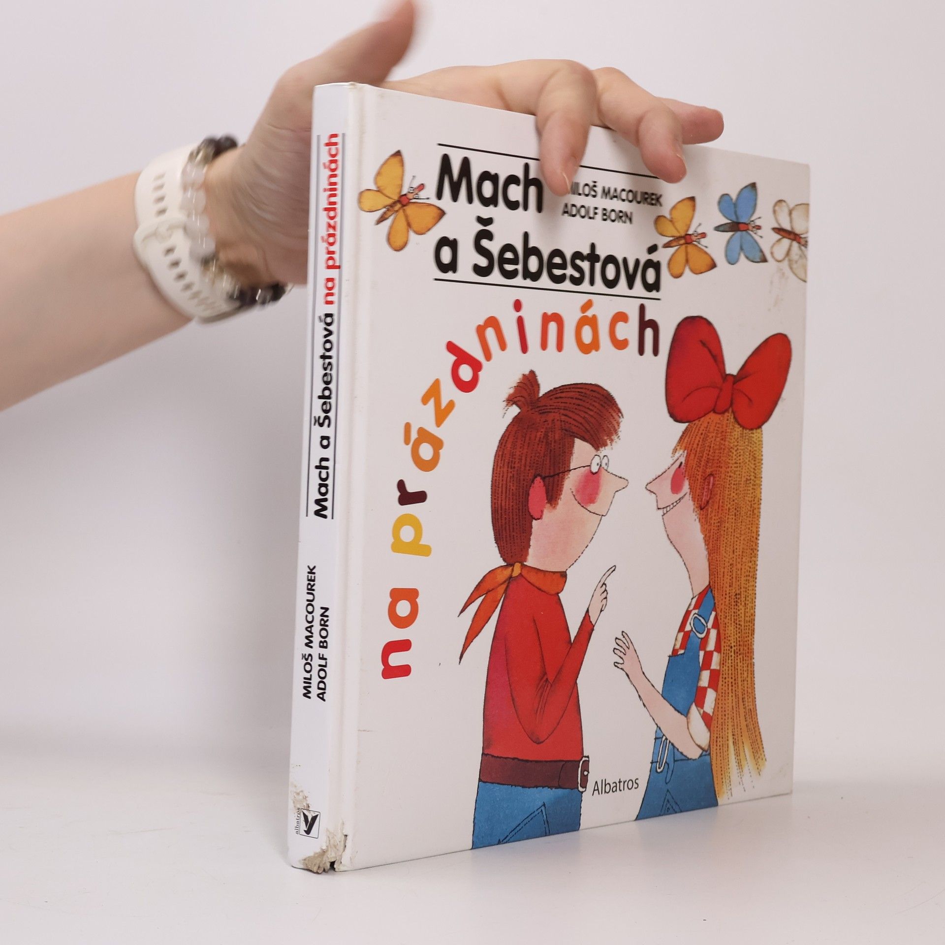 Miloš Macourek Mach a Šebestová na prázdninách