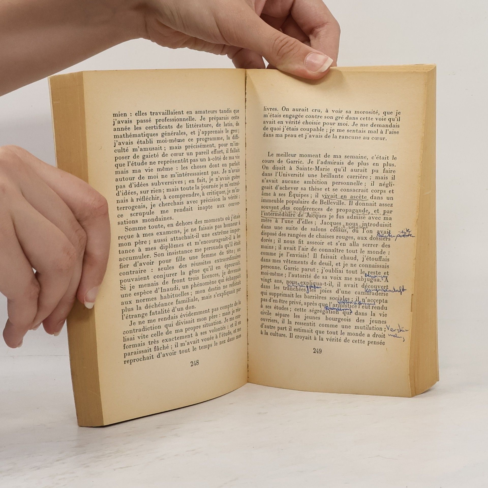 Simone de Beauvoir Mémoires d'une jeune fille rangée