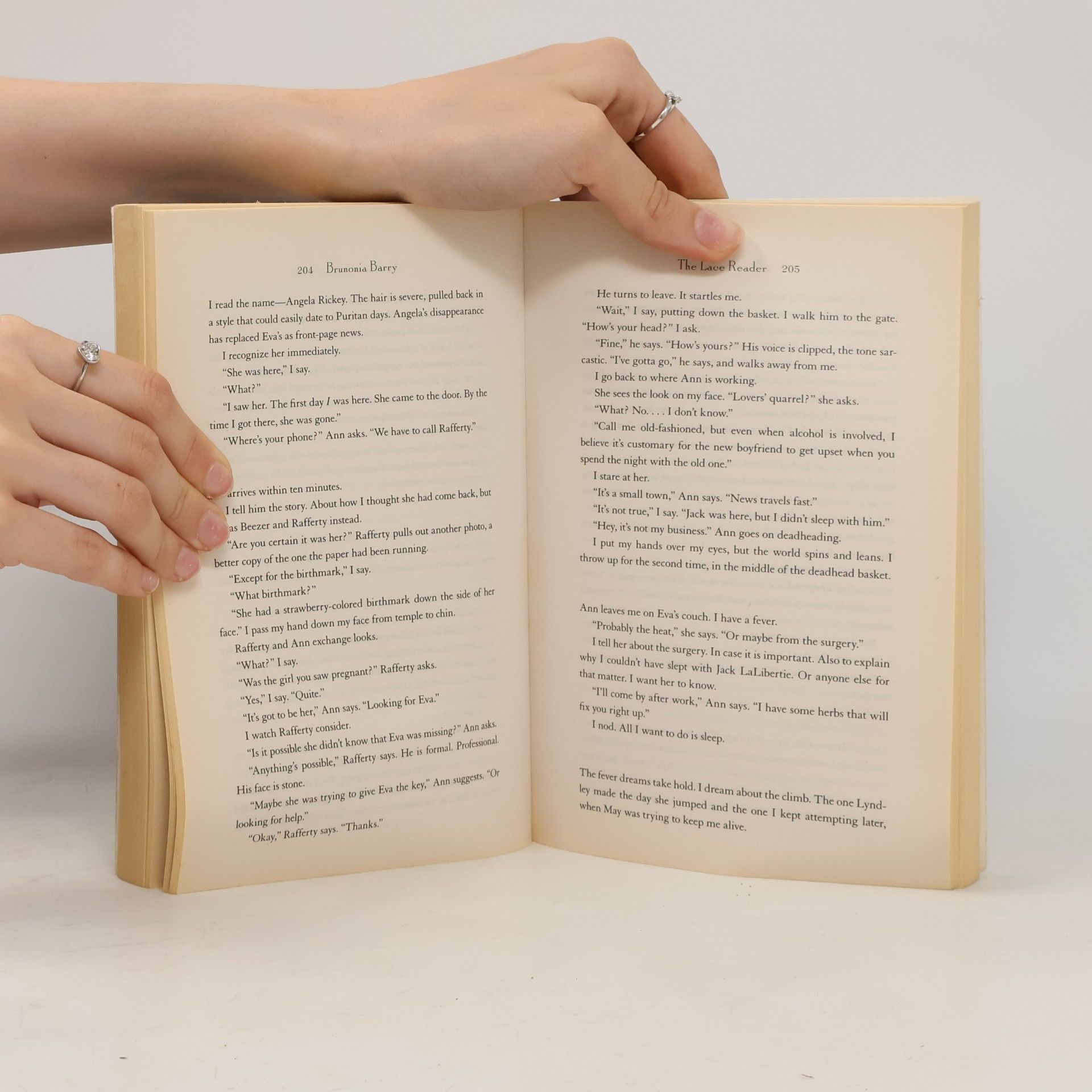 Brunonia Barry The Lace Reader