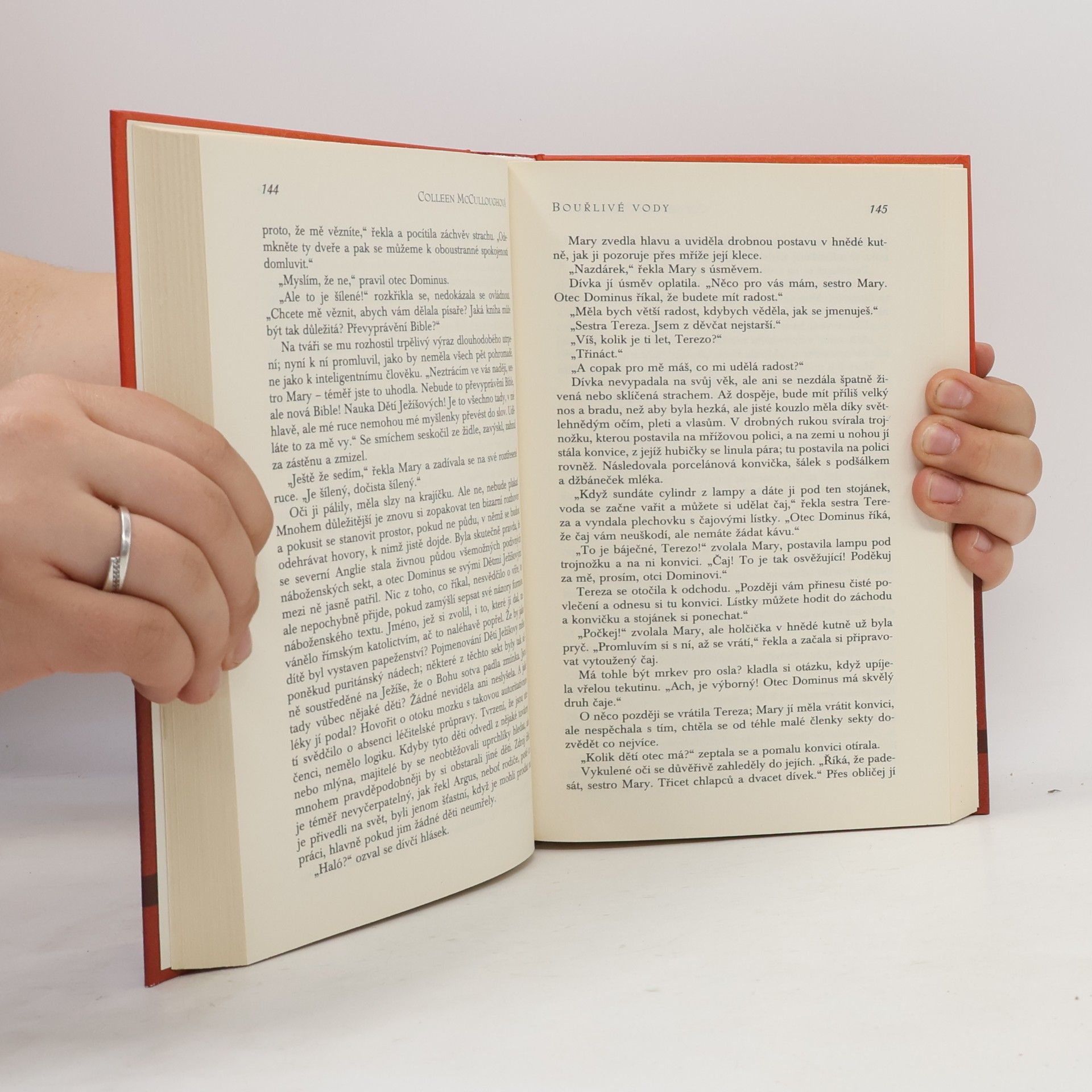 Colleen McCullough Bouřlivé vody