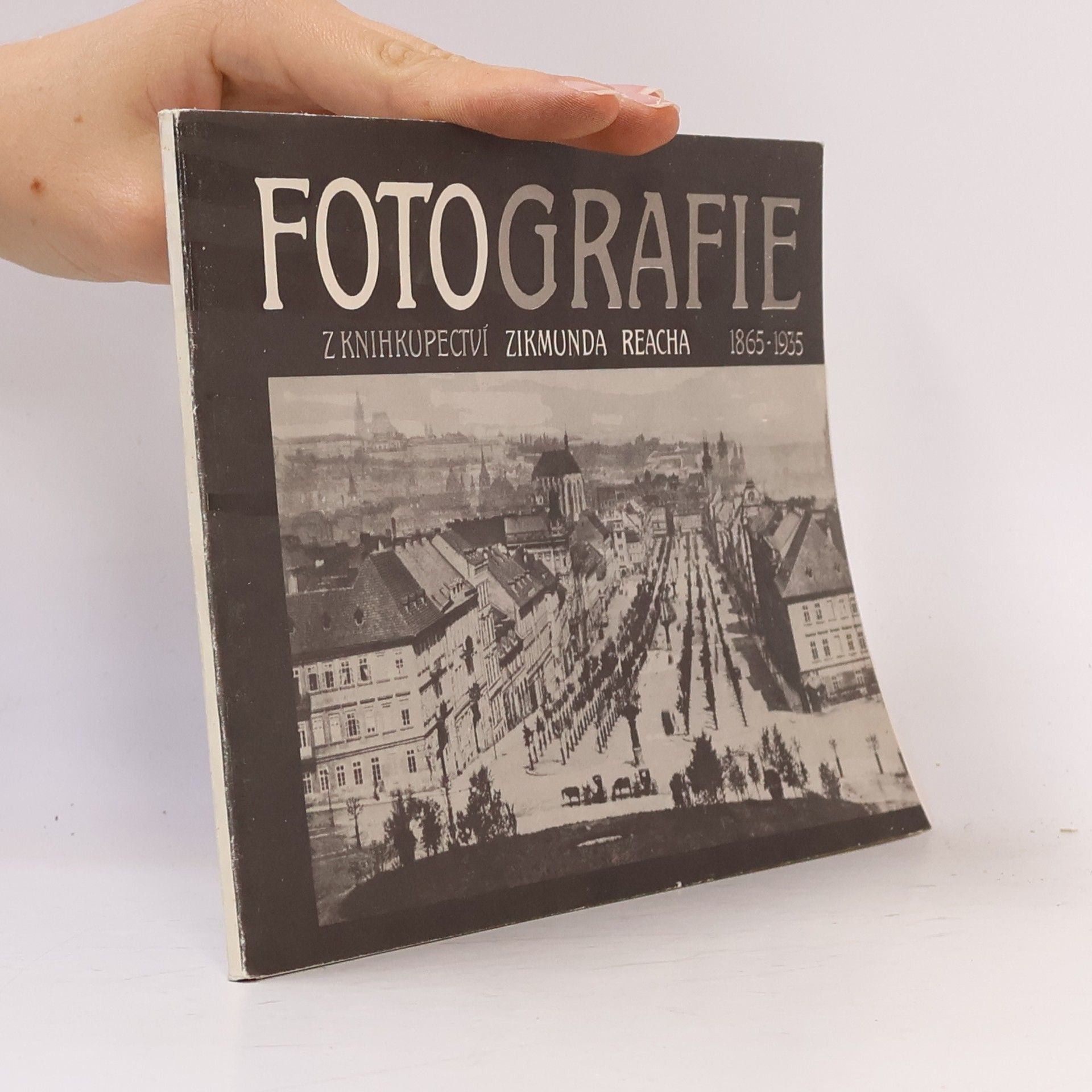 Fotografie z knihkupectví Zikmunda Reacha