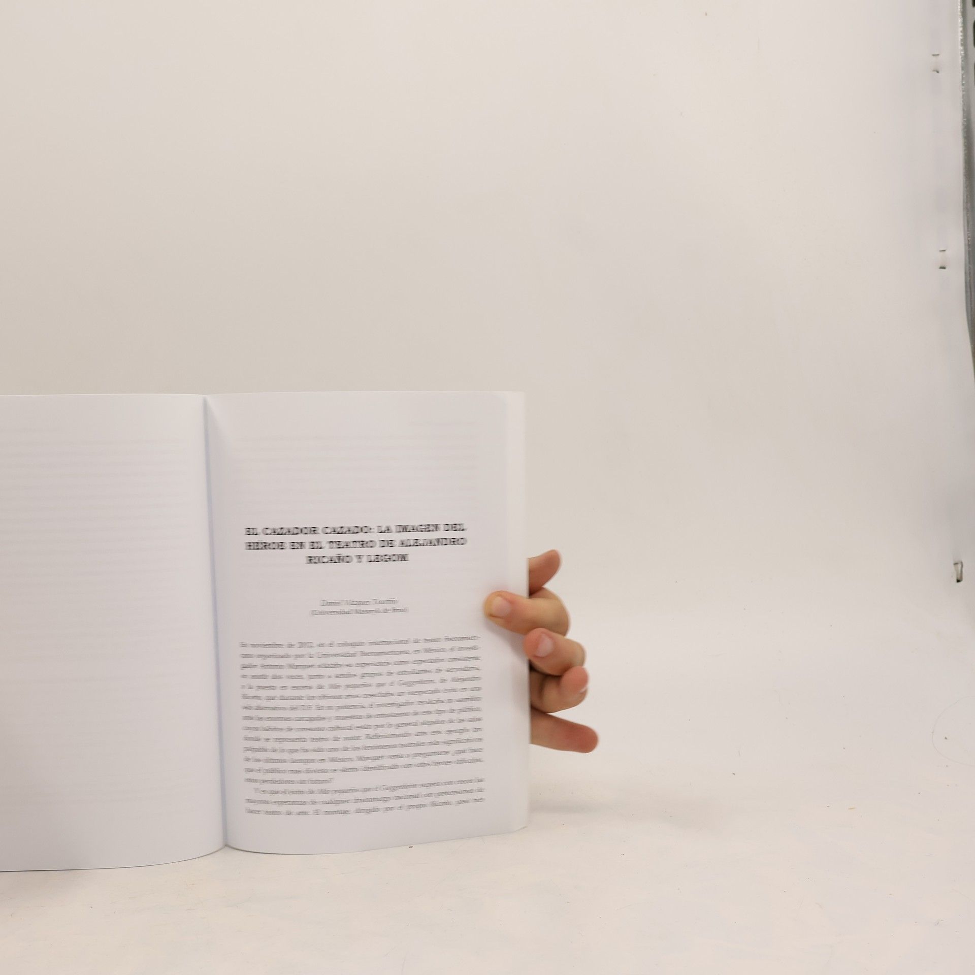 Jana Demlová Héroe y antihéroe en las literaturas hispánicas