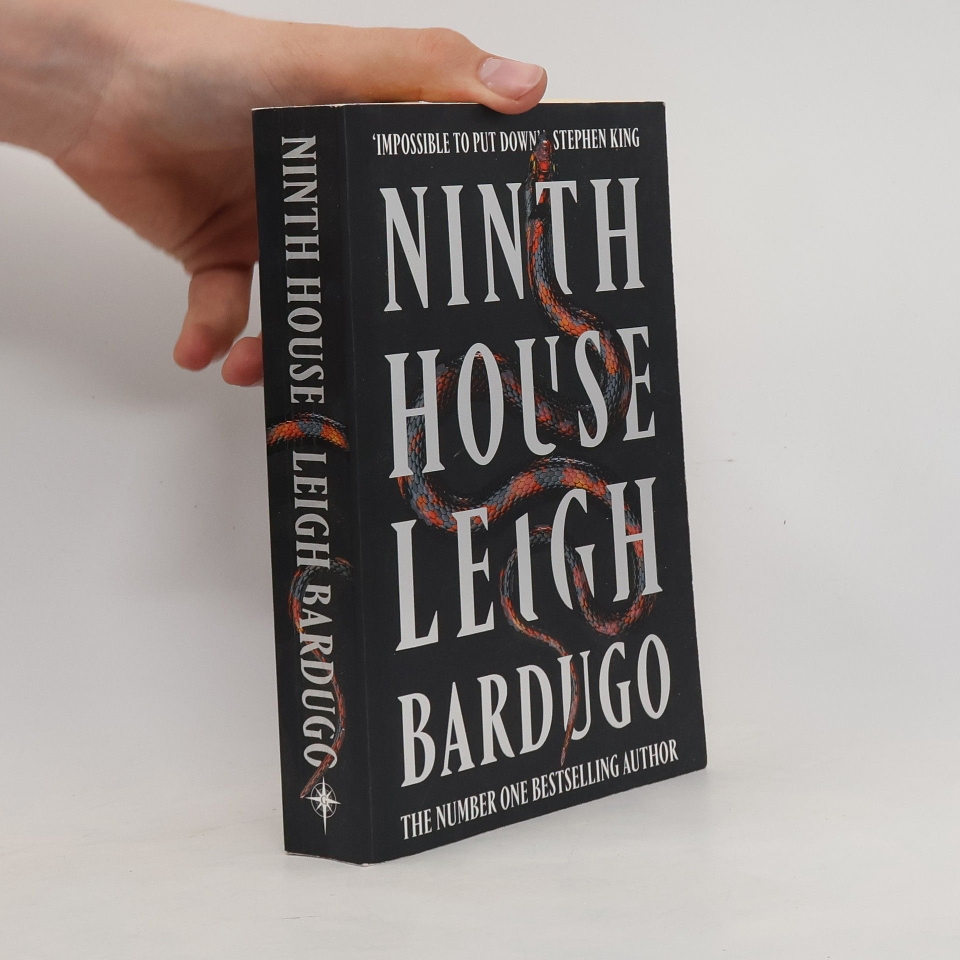 Leigh Bardugo Ninth House
