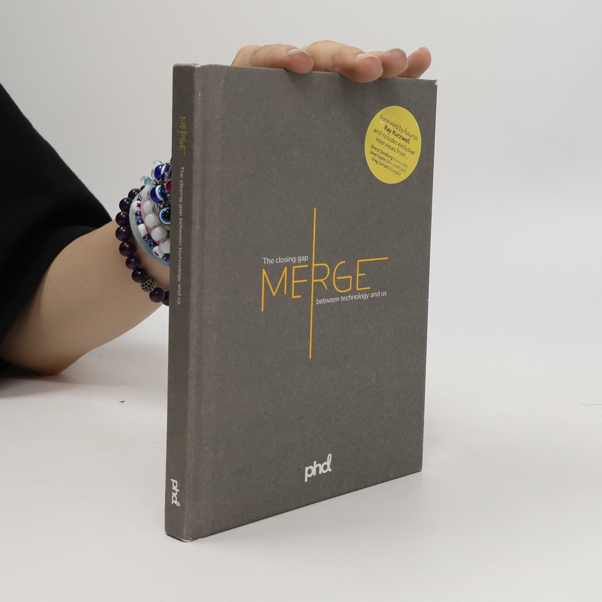 Autores varios Merge: the closing gap between technology and us