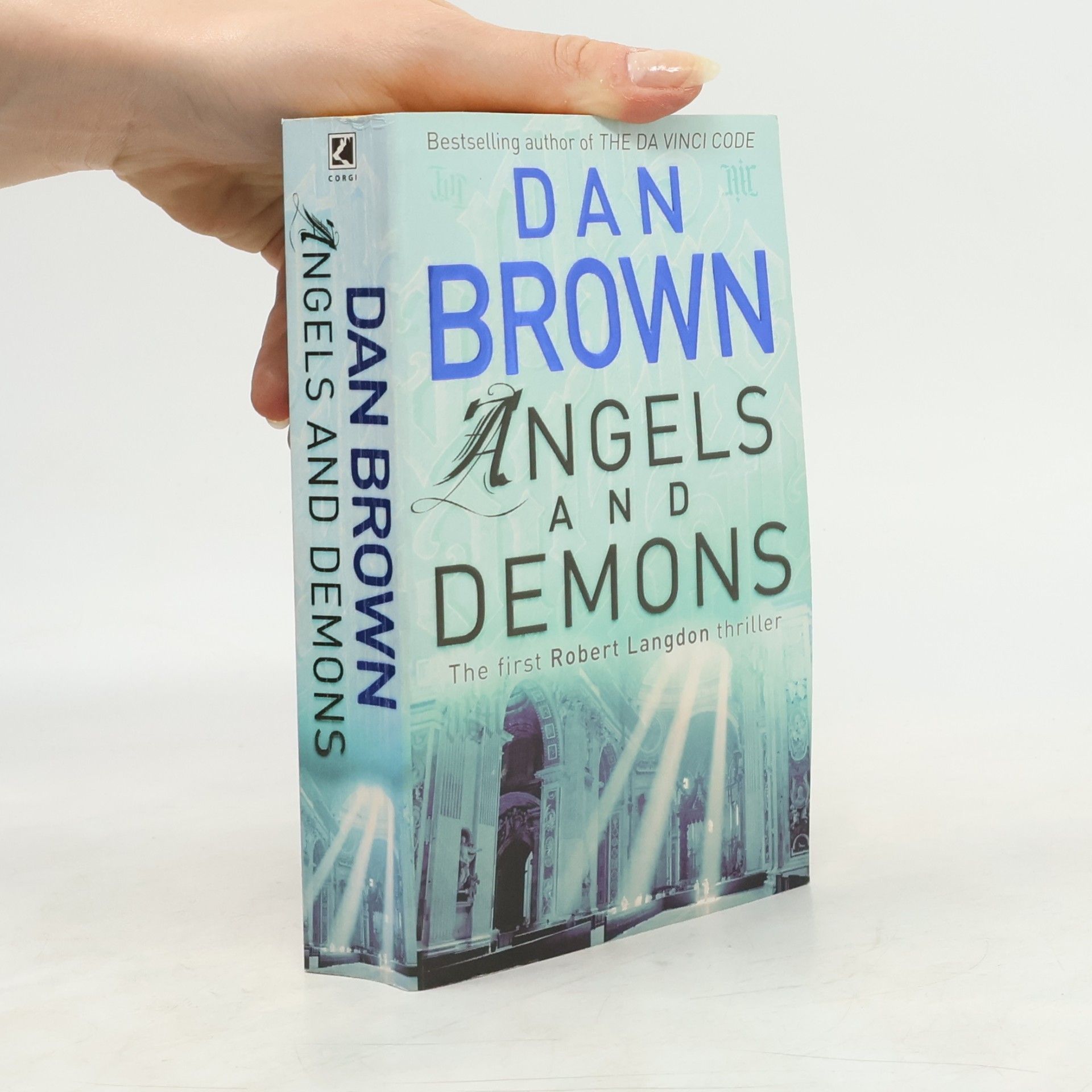 Dan Brown Angels and Demons