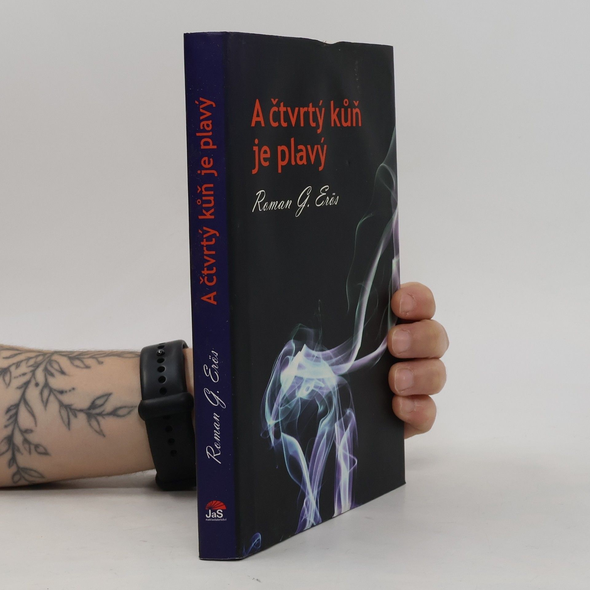 Roman Erös A čtvrtý kůň je plavý