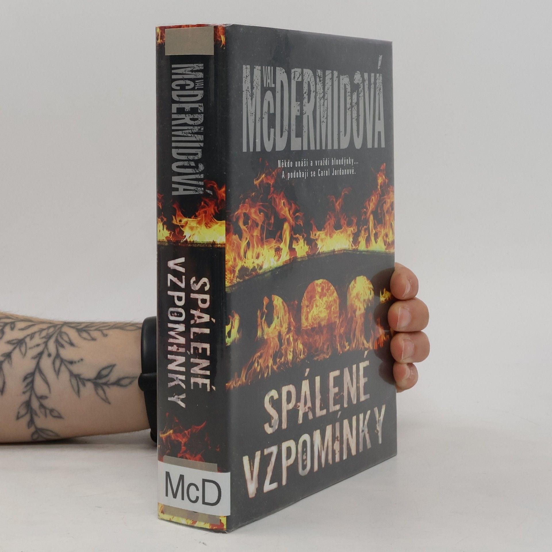 Val McDermid Spálené vzpomínky