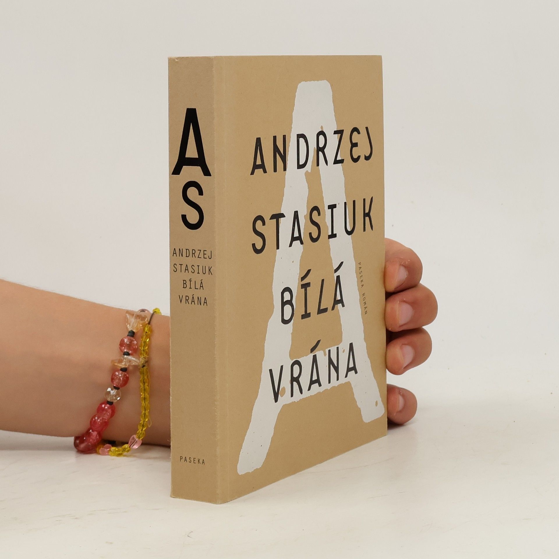 Andrzej Stasiuk Bílá vrána